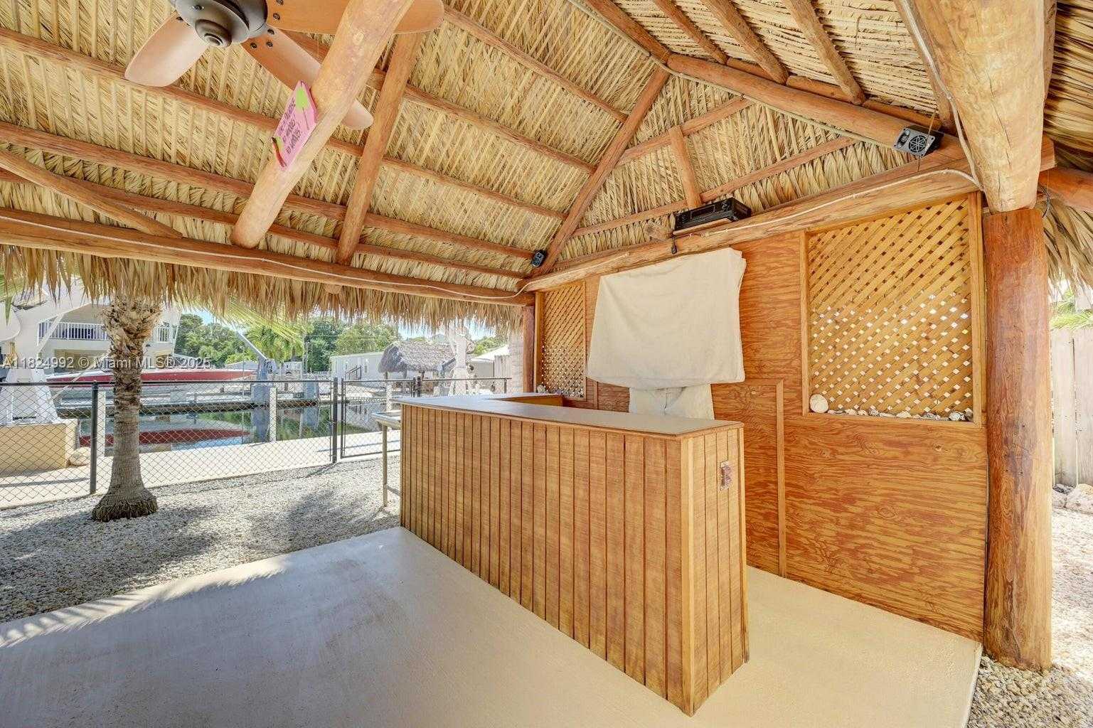 Small Image of 239 LOWER MATECUMBE RD, Key Largo Number 48