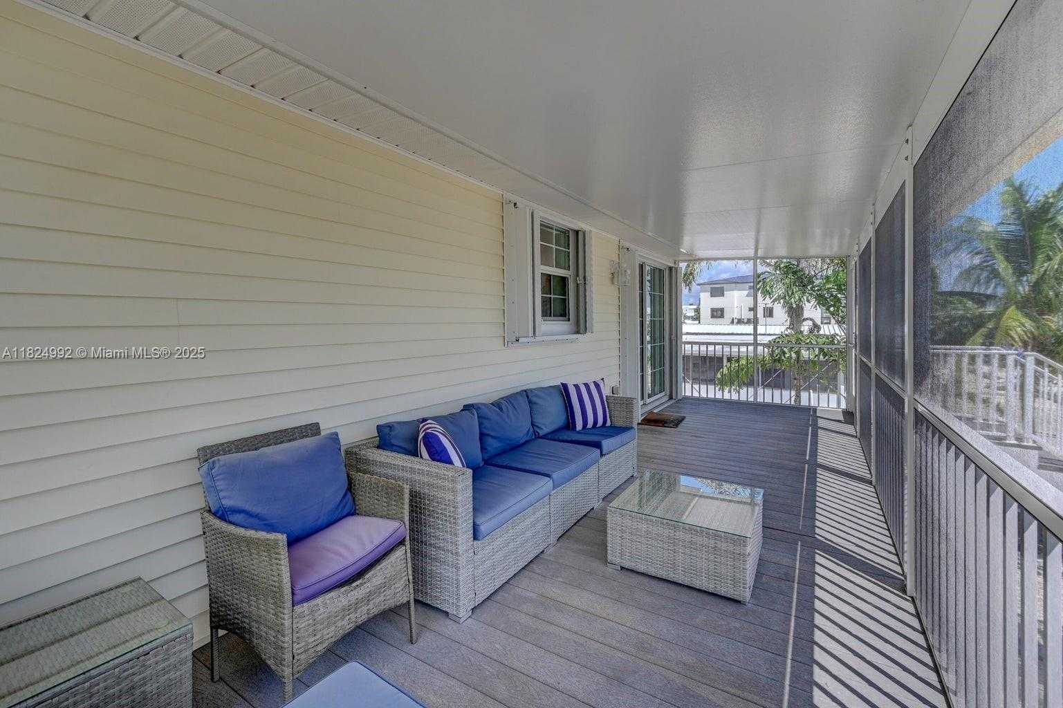 Small Image of 239 LOWER MATECUMBE RD, Key Largo Number 55