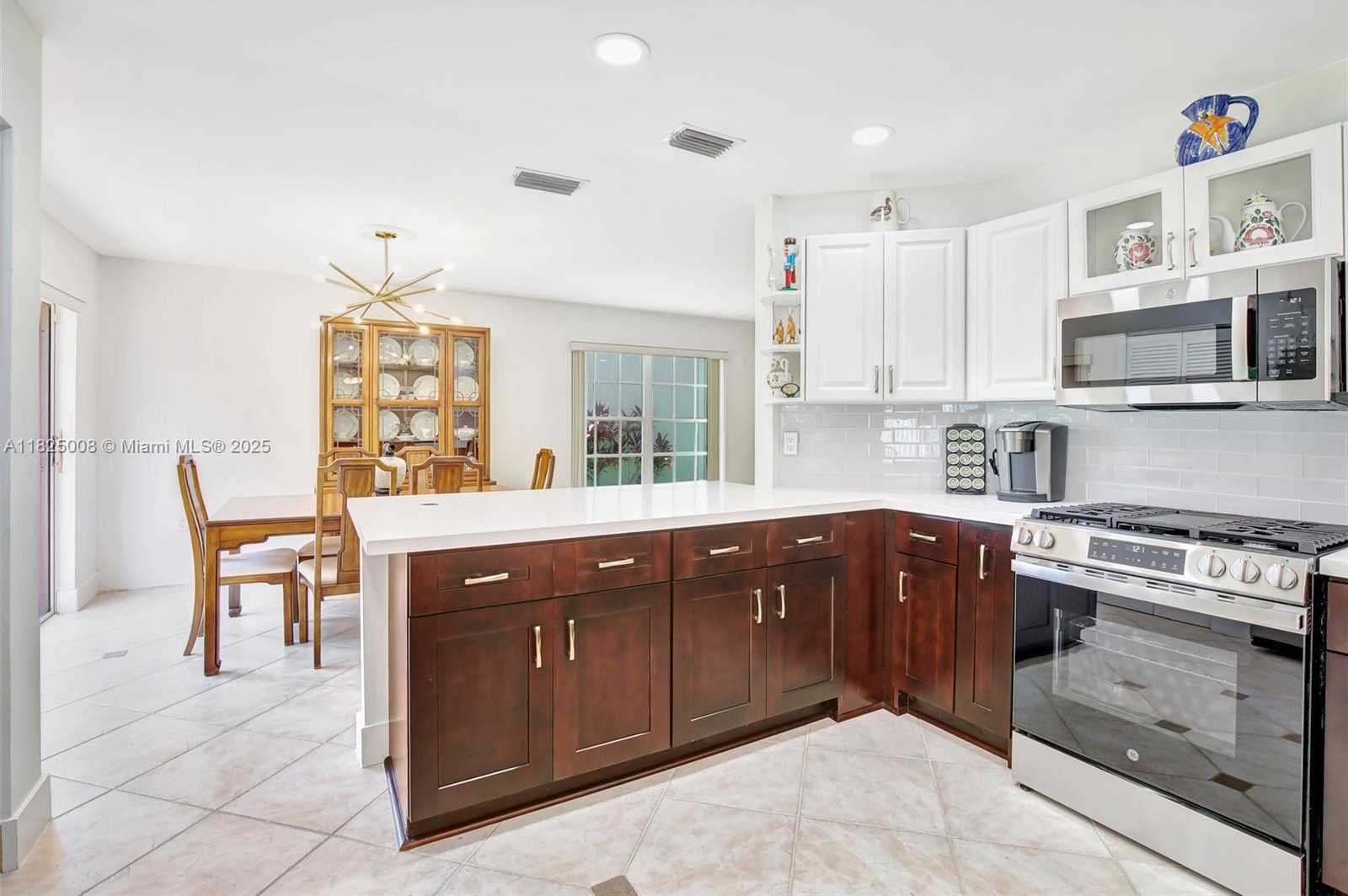 Small Image of 676 NORTH WEST 133RD DR, Plantation Number 11
