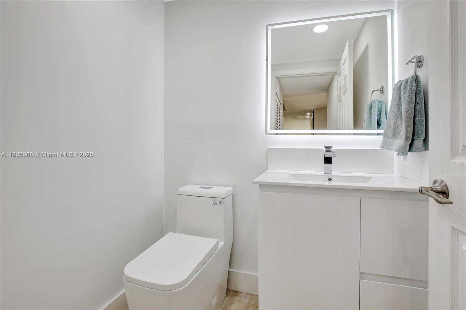 Small Image of 676 NORTH WEST 133RD DR, Plantation Number 25