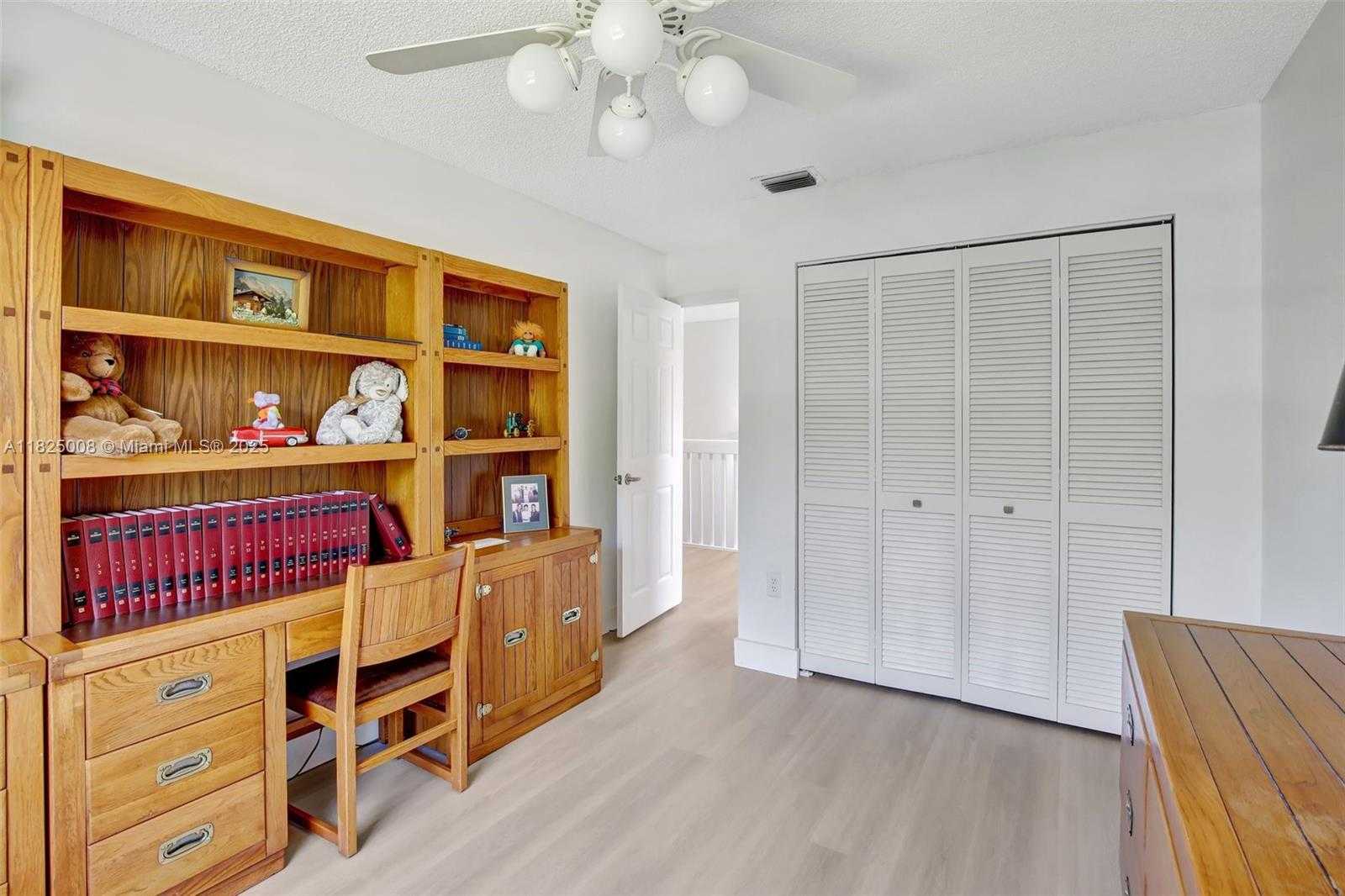 Small Image of 676 NORTH WEST 133RD DR, Plantation Number 46