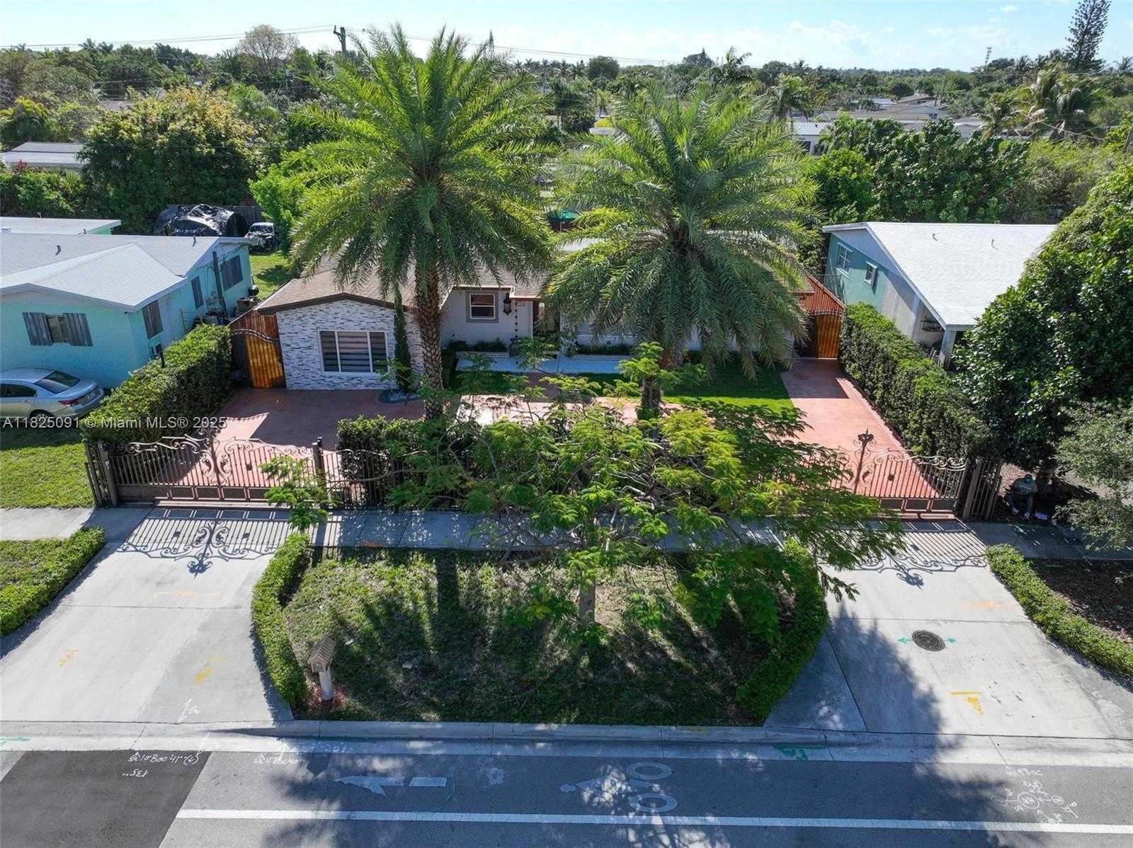 Small Image of 9400 CARIBBEAN BLVD, Cutler Bay Number 10