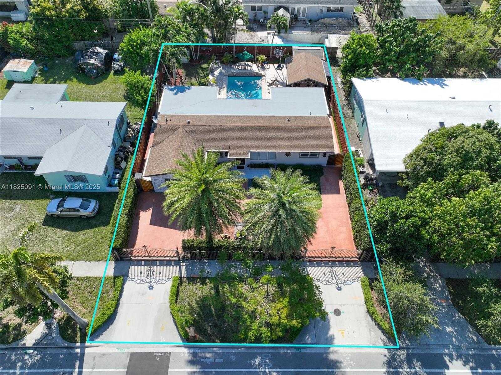 Small Image of 9400 CARIBBEAN BLVD, Cutler Bay Number 11