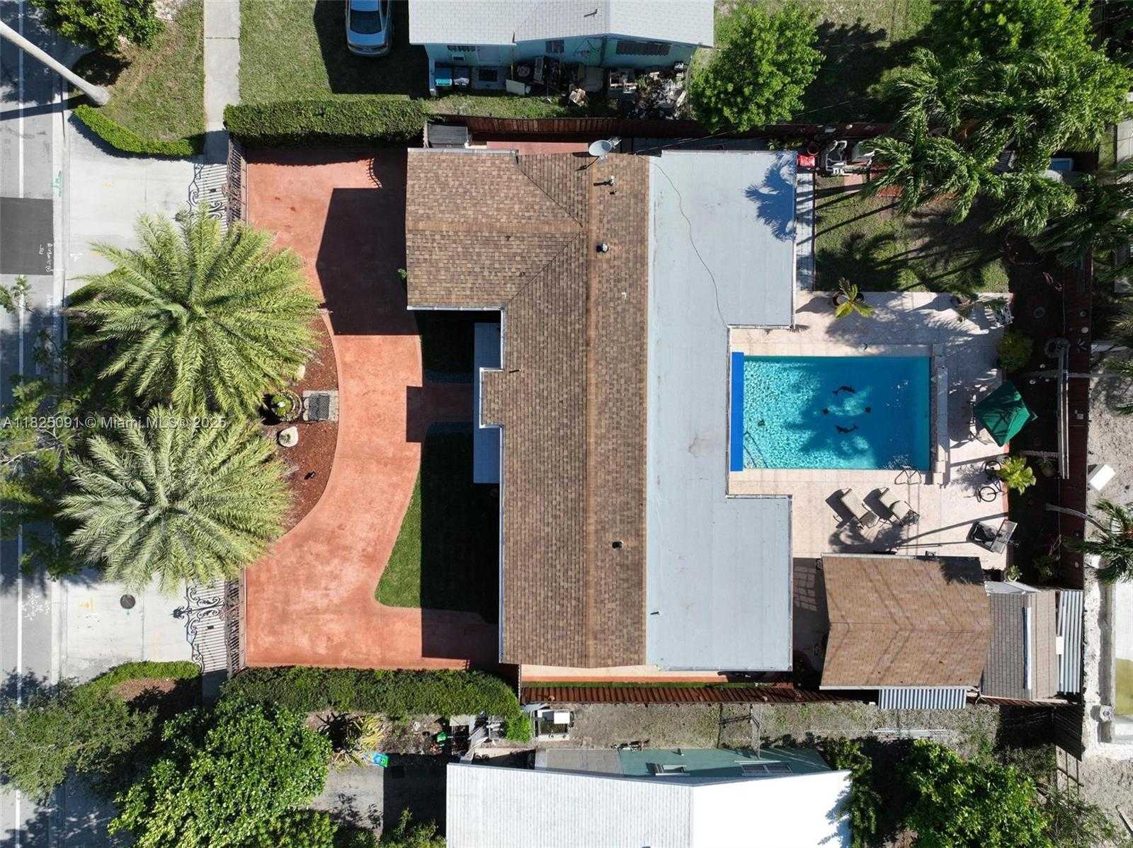 Small Image of 9400 CARIBBEAN BLVD, Cutler Bay Number 12
