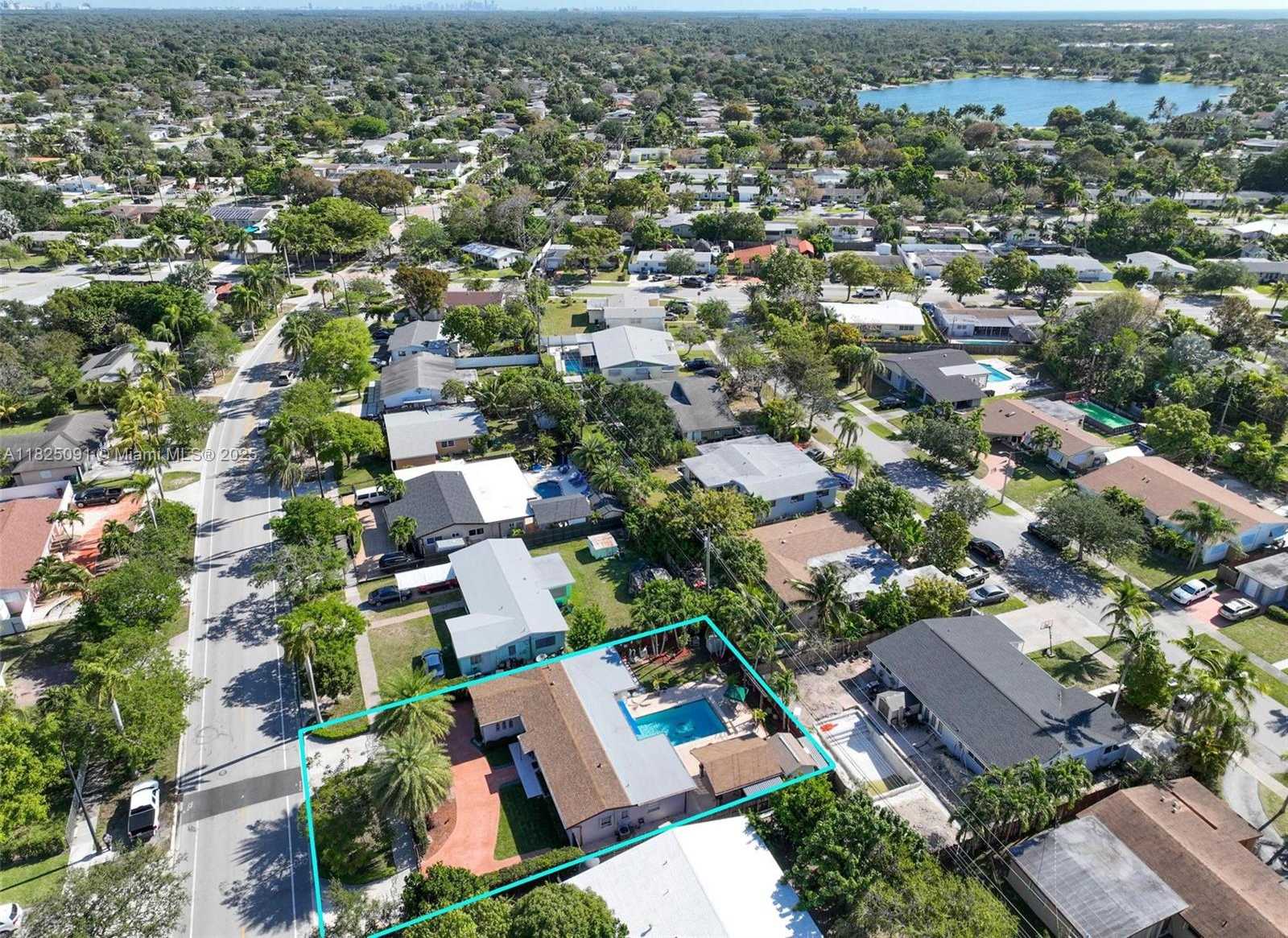 Small Image of 9400 CARIBBEAN BLVD, Cutler Bay Number 13
