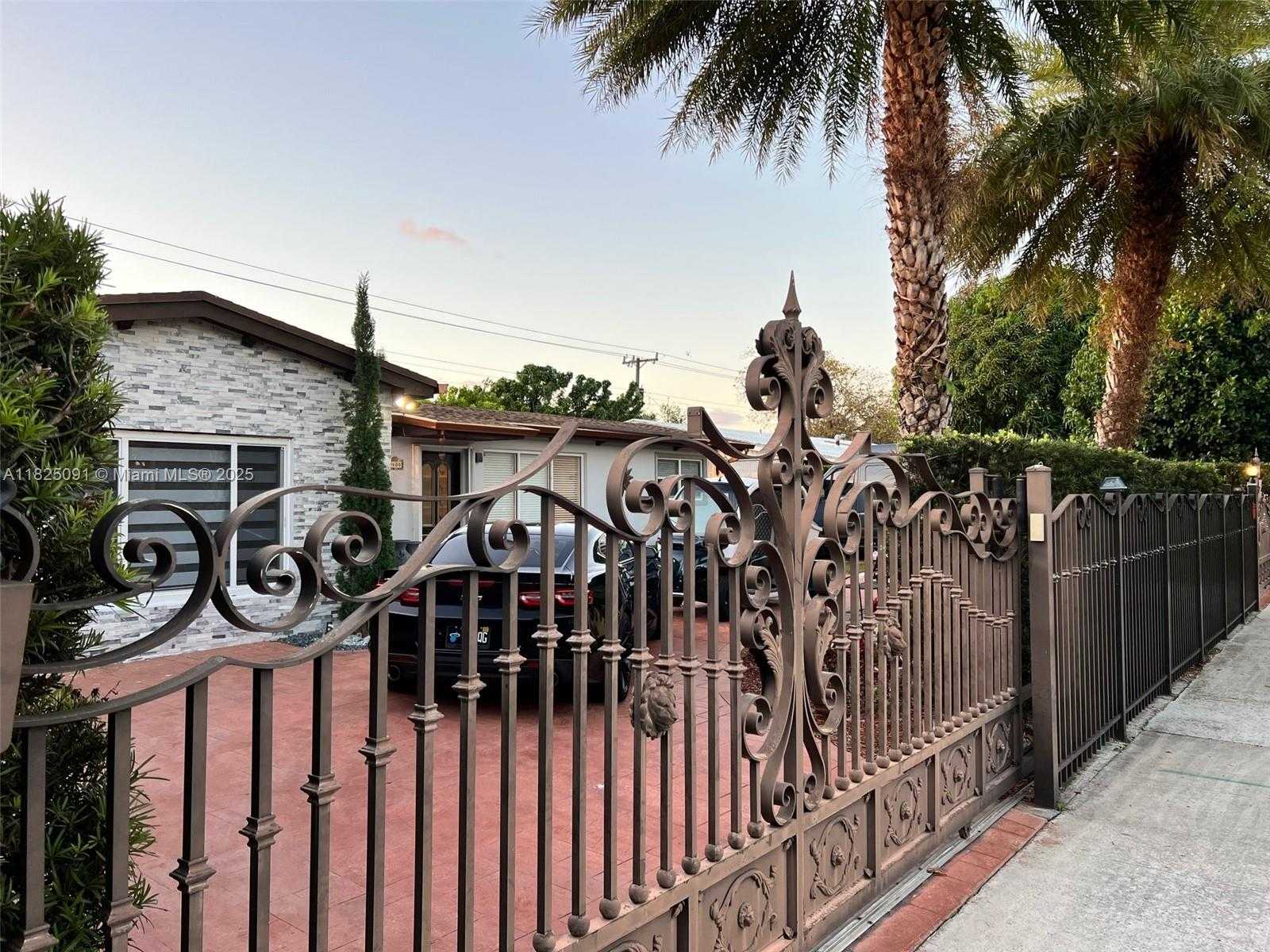 Small Image of 9400 CARIBBEAN BLVD, Cutler Bay Number 20