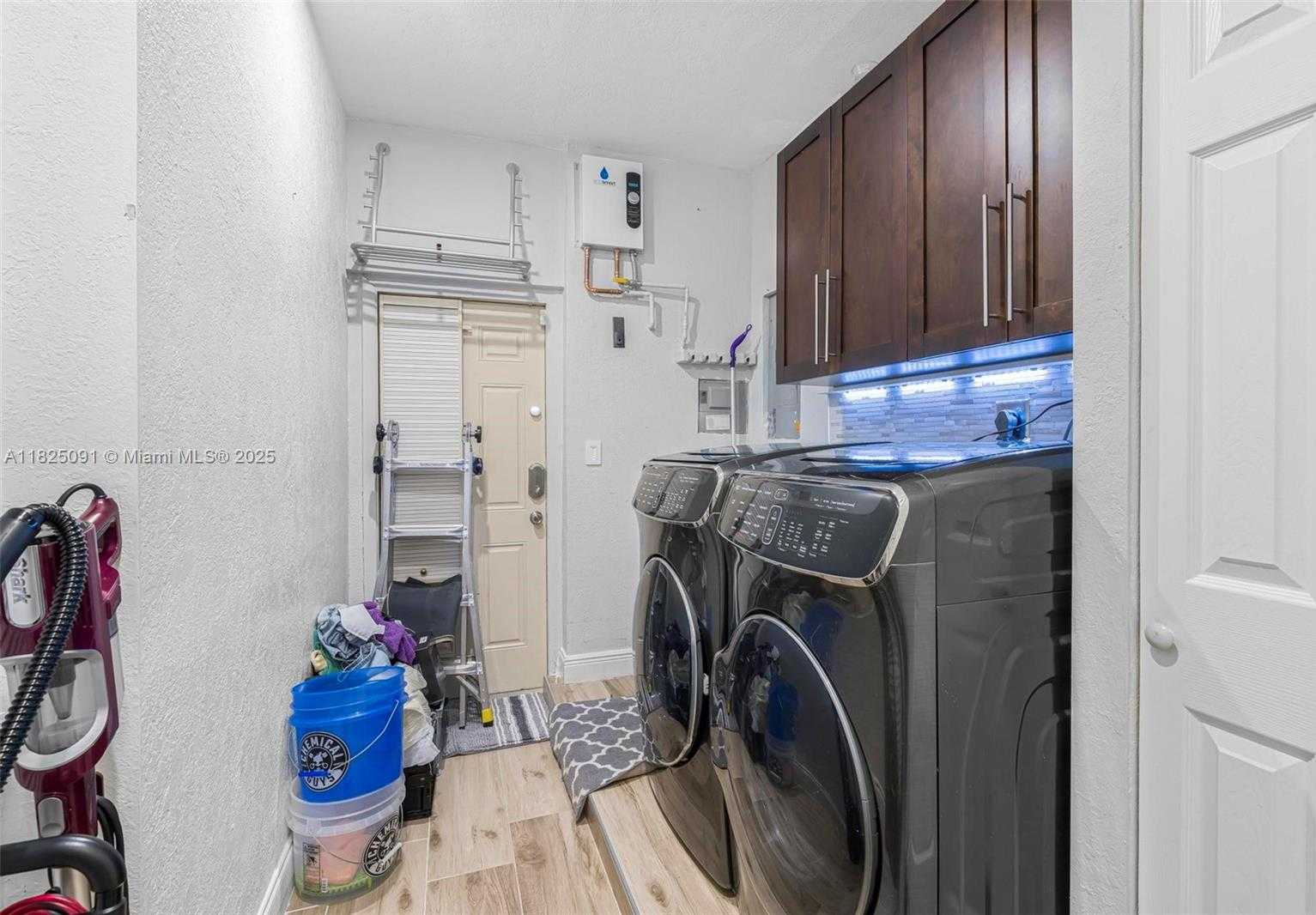 Small Image of 9400 CARIBBEAN BLVD, Cutler Bay Number 37