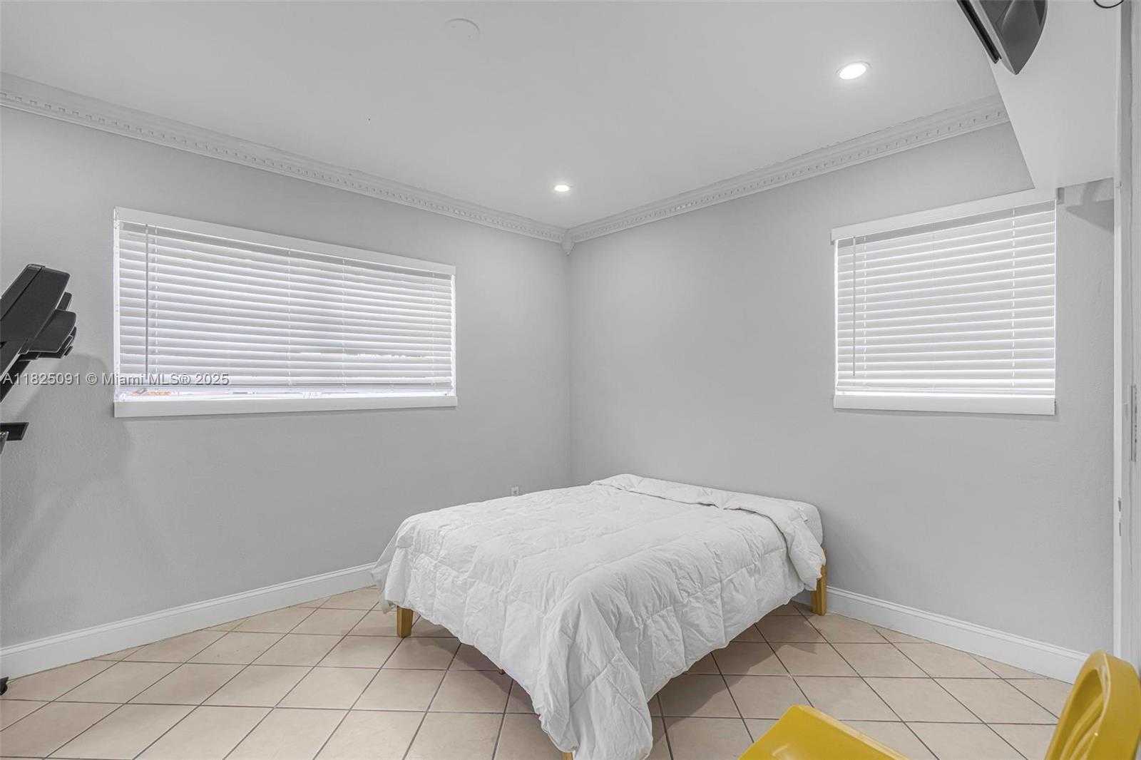 Small Image of 9400 CARIBBEAN BLVD, Cutler Bay Number 39