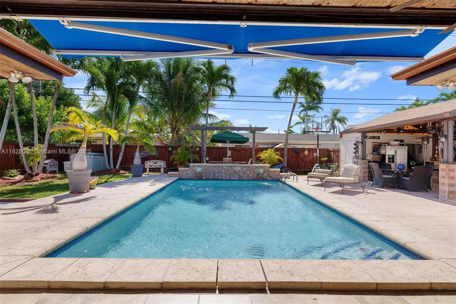 Small Image of 9400 CARIBBEAN BLVD, Cutler Bay Number 4