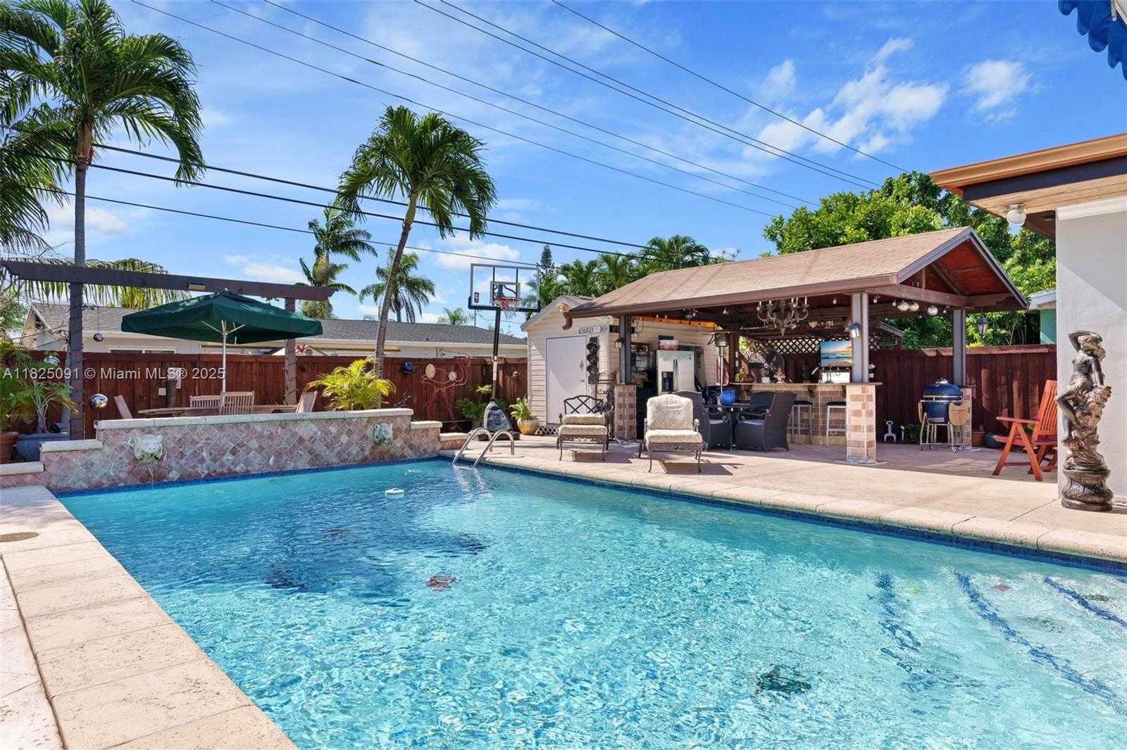 Small Image of 9400 CARIBBEAN BLVD, Cutler Bay Number 43