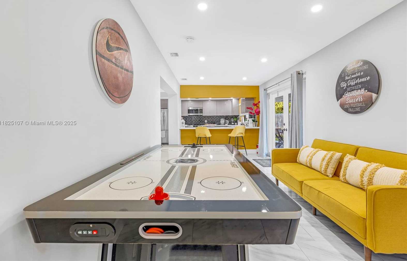 Small Image of 6600 NORTH EAST 20TH WAY, Fort Lauderdale Number 16