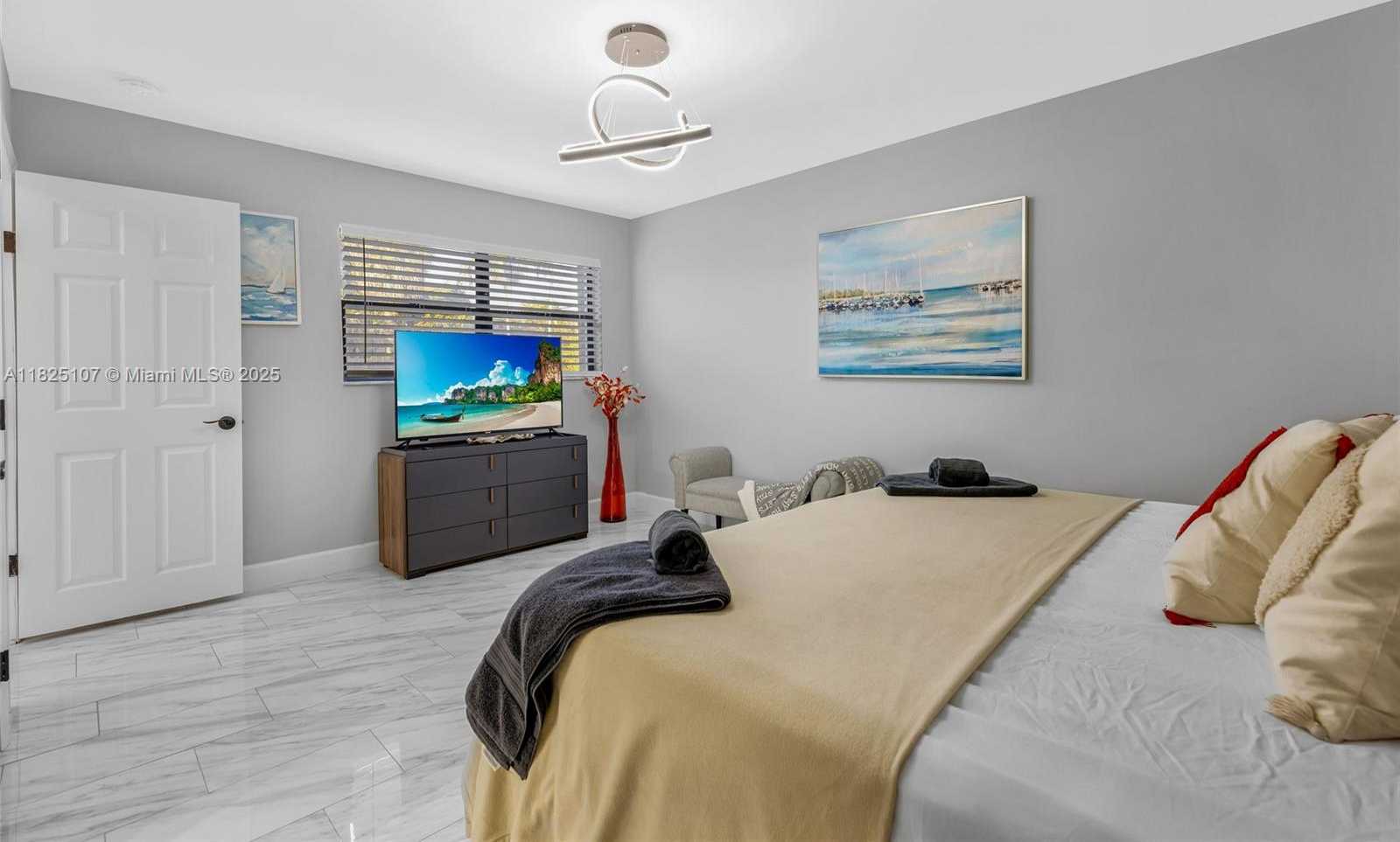 Small Image of 6600 NORTH EAST 20TH WAY, Fort Lauderdale Number 33