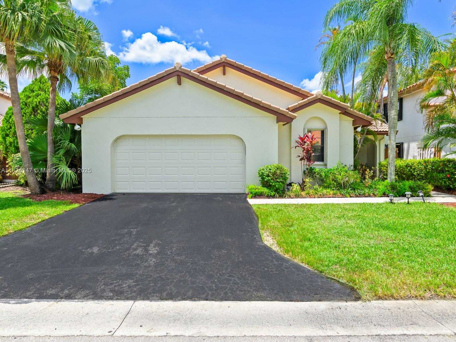 Small Image of 2202 CHARLESTON, Weston Number 2