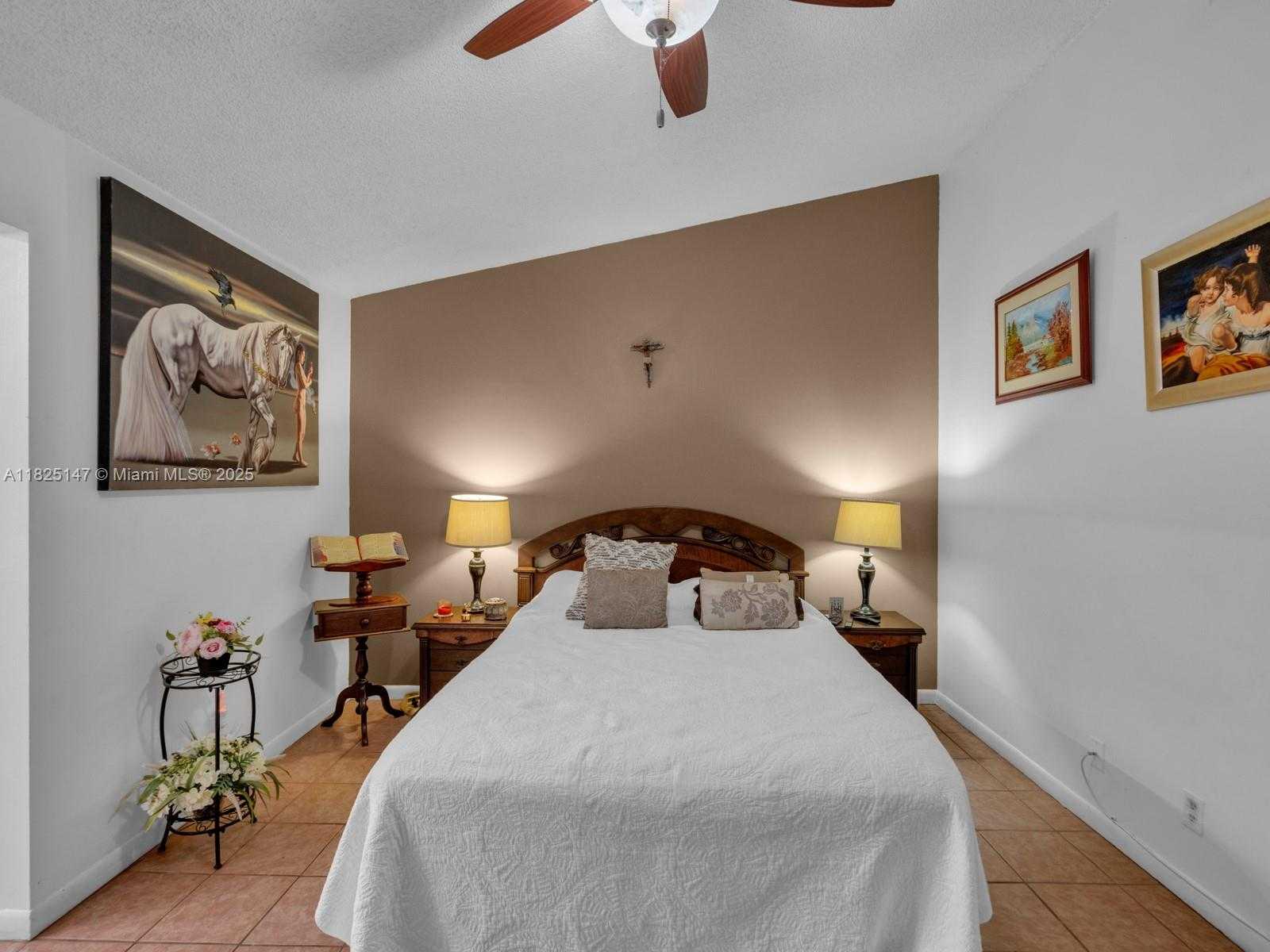 Small Image of 2202 CHARLESTON, Weston Number 24