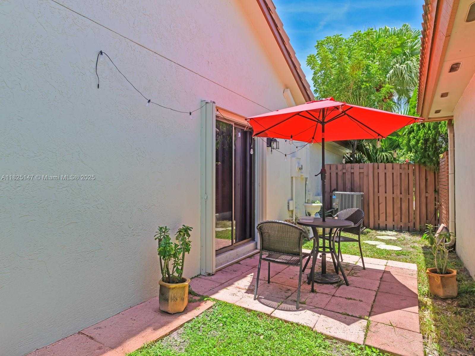 Small Image of 2202 CHARLESTON, Weston Number 41