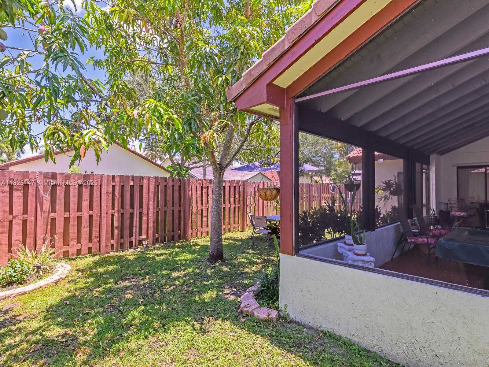 Small Image of 2202 CHARLESTON, Weston Number 42
