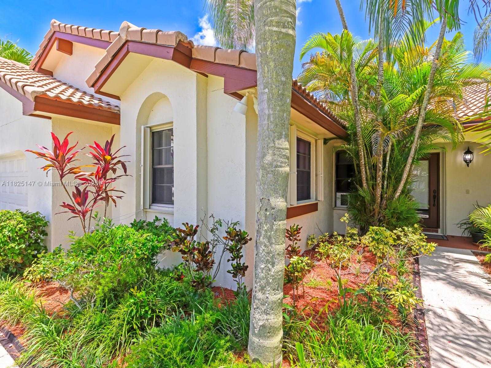 Small Image of 2202 CHARLESTON, Weston Number 5