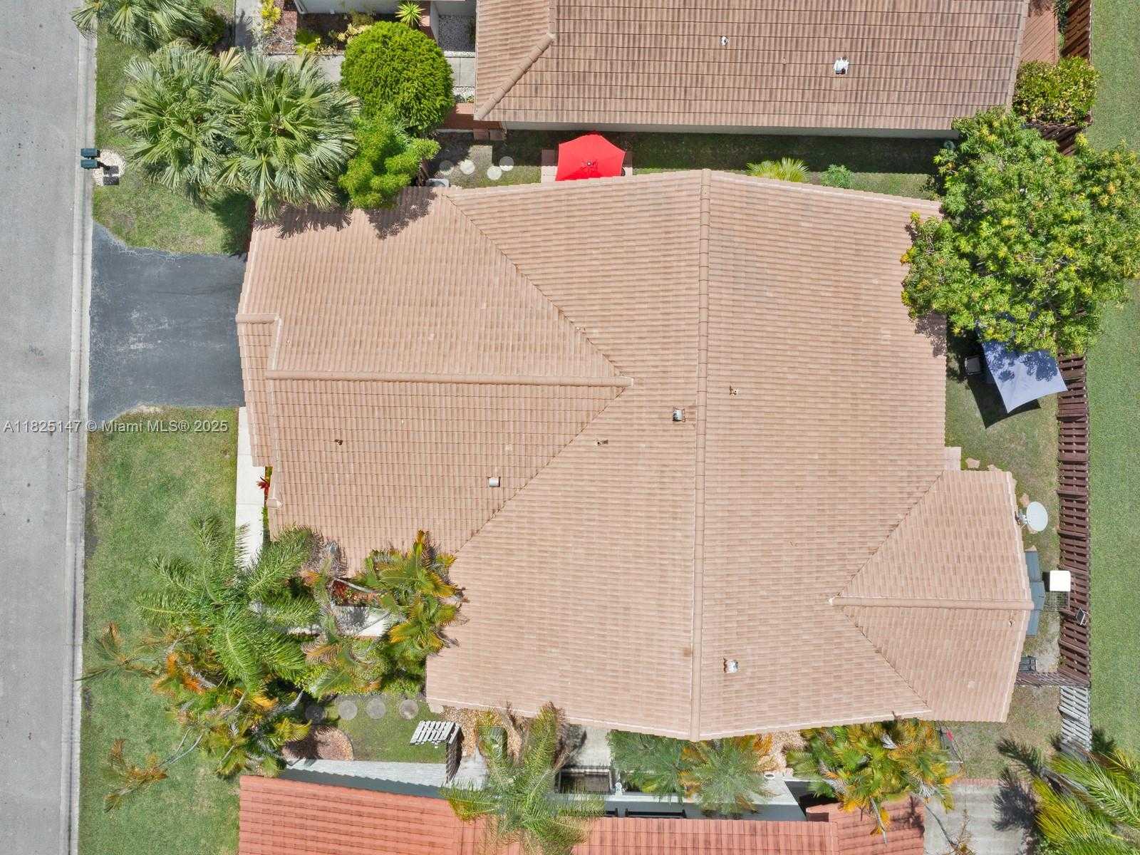 Small Image of 2202 CHARLESTON, Weston Number 7
