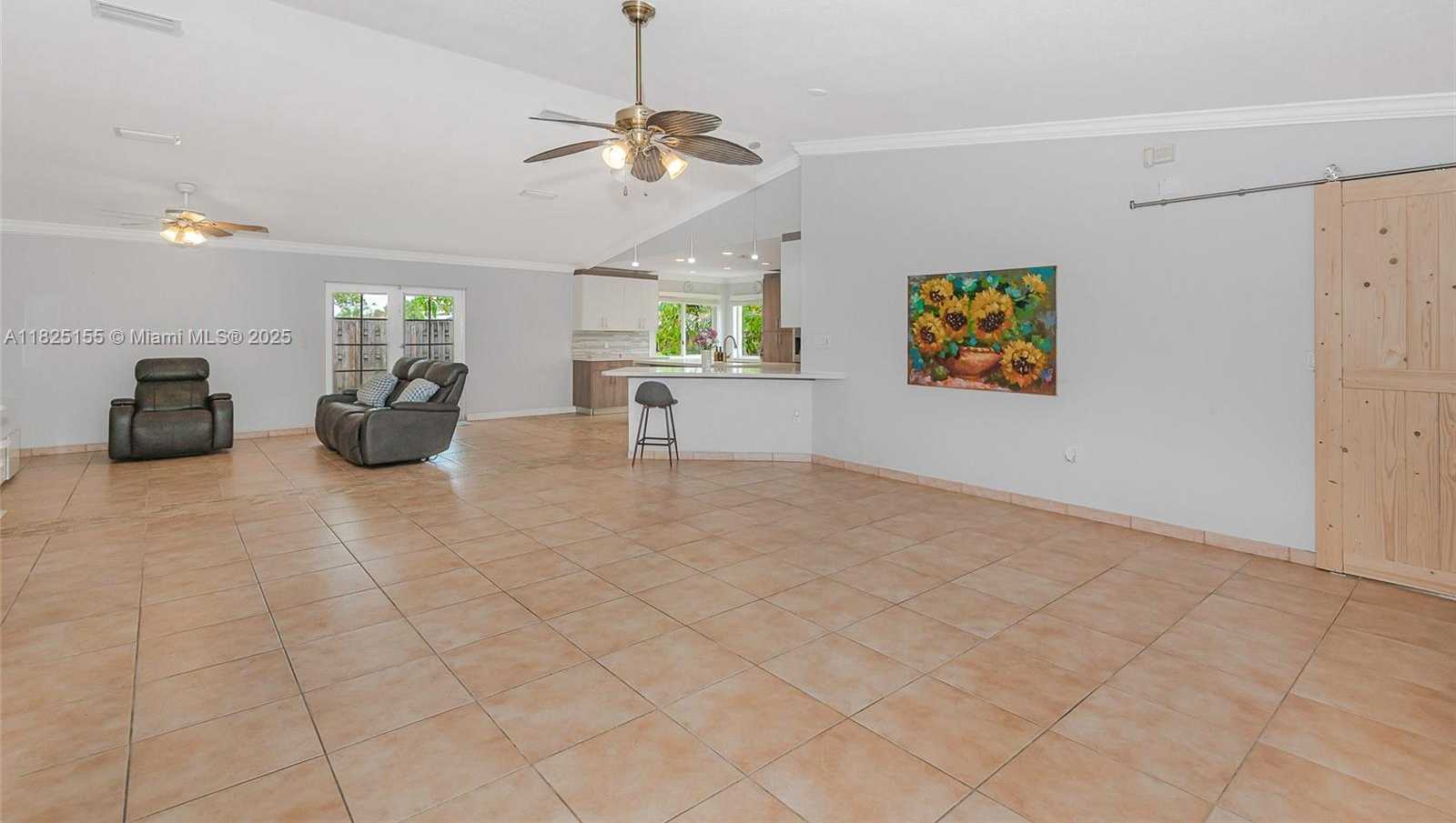 Small Image of 16859 CRESTVIEW LN, Weston Number 3