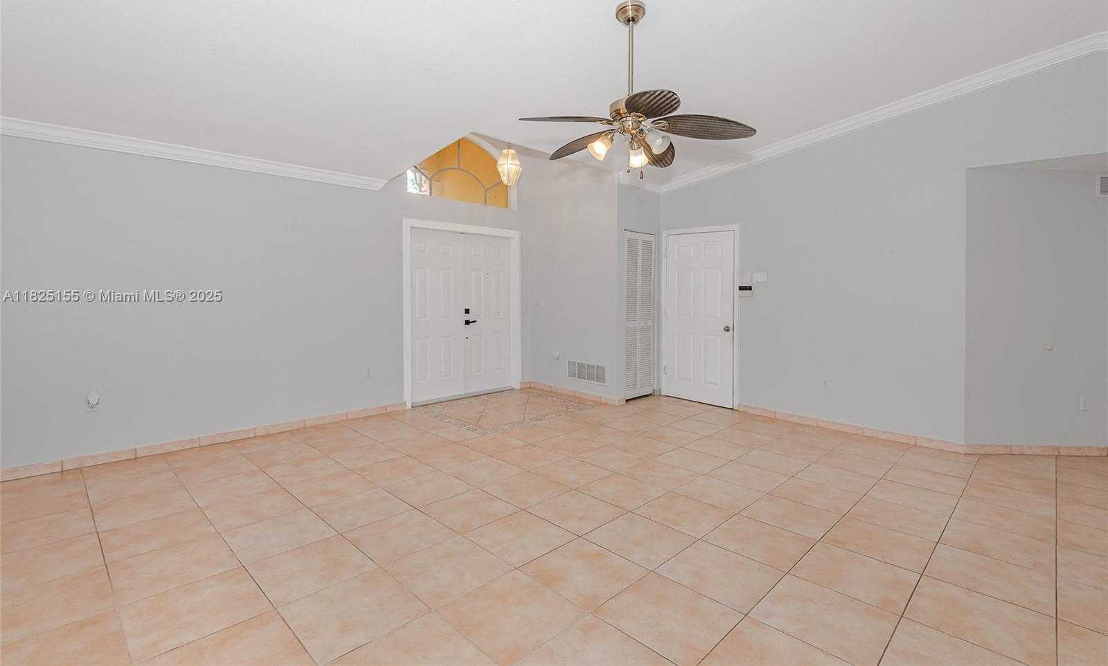 Small Image of 16859 CRESTVIEW LN, Weston Number 5