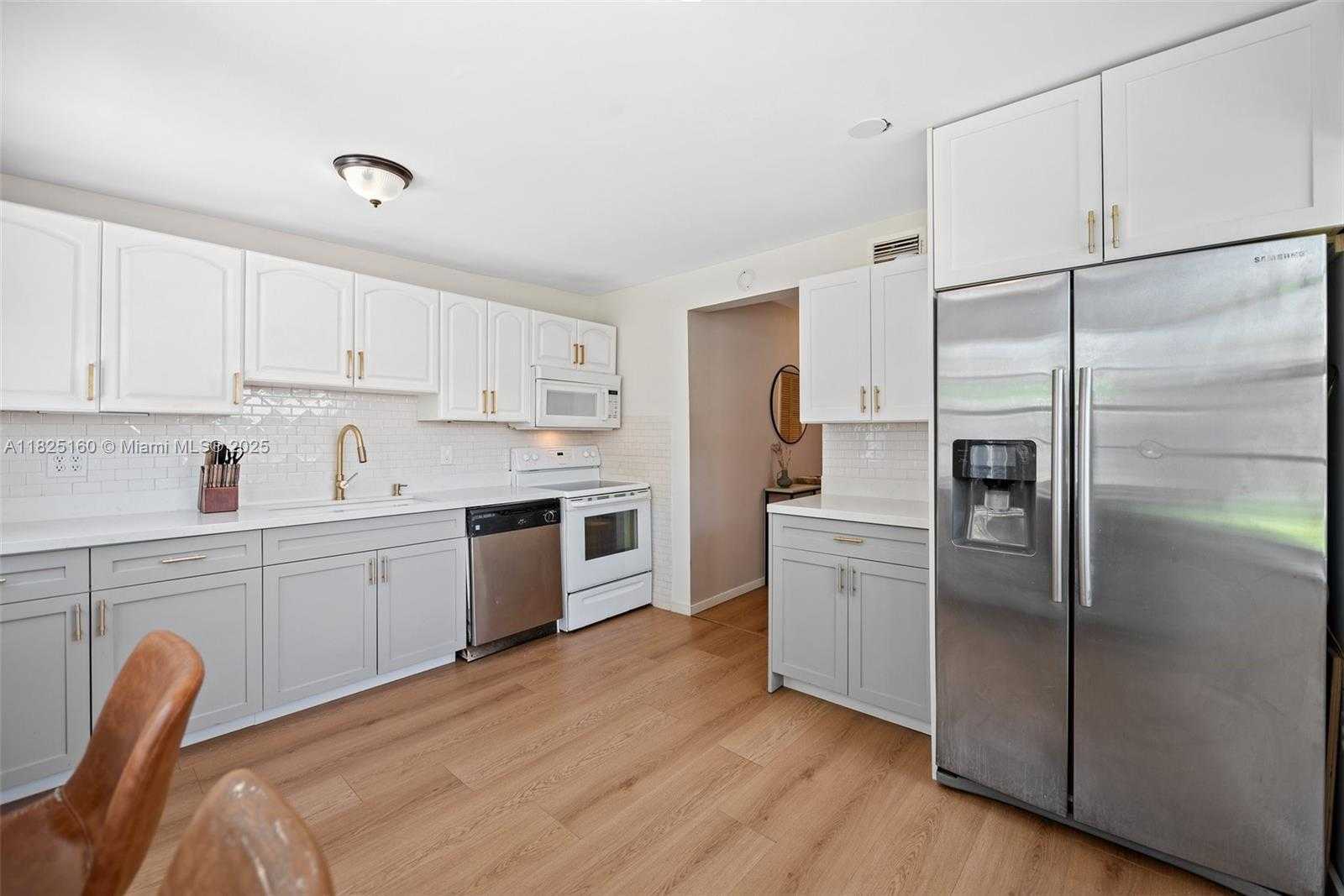 Small Image of 1480 SOUTH WEST 26TH AVE, Fort Lauderdale Number 12