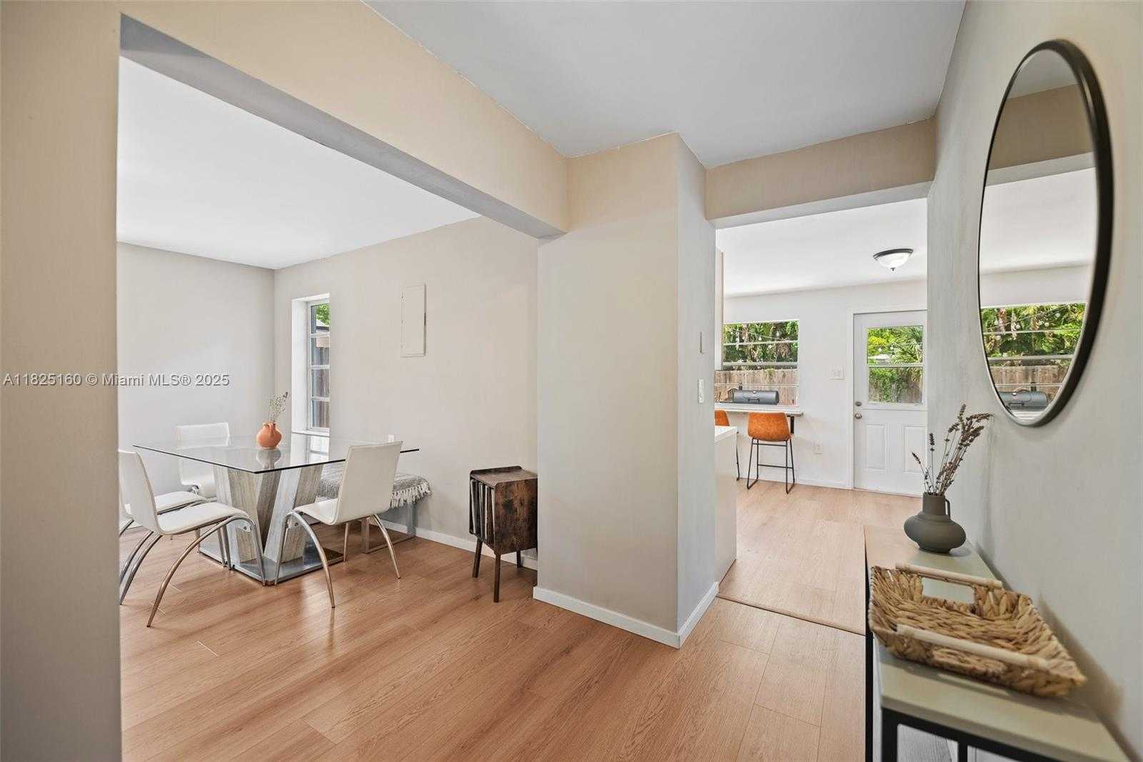 Small Image of 1480 SOUTH WEST 26TH AVE, Fort Lauderdale Number 16