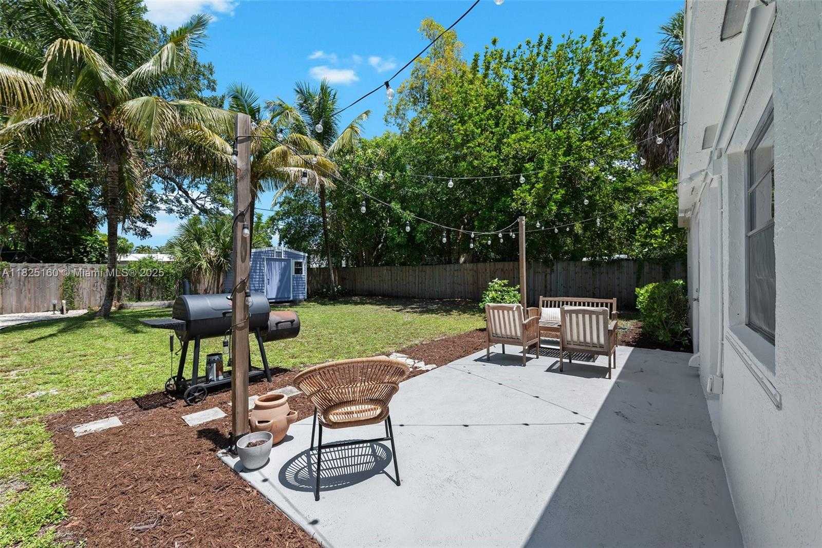 Small Image of 1480 SOUTH WEST 26TH AVE, Fort Lauderdale Number 3