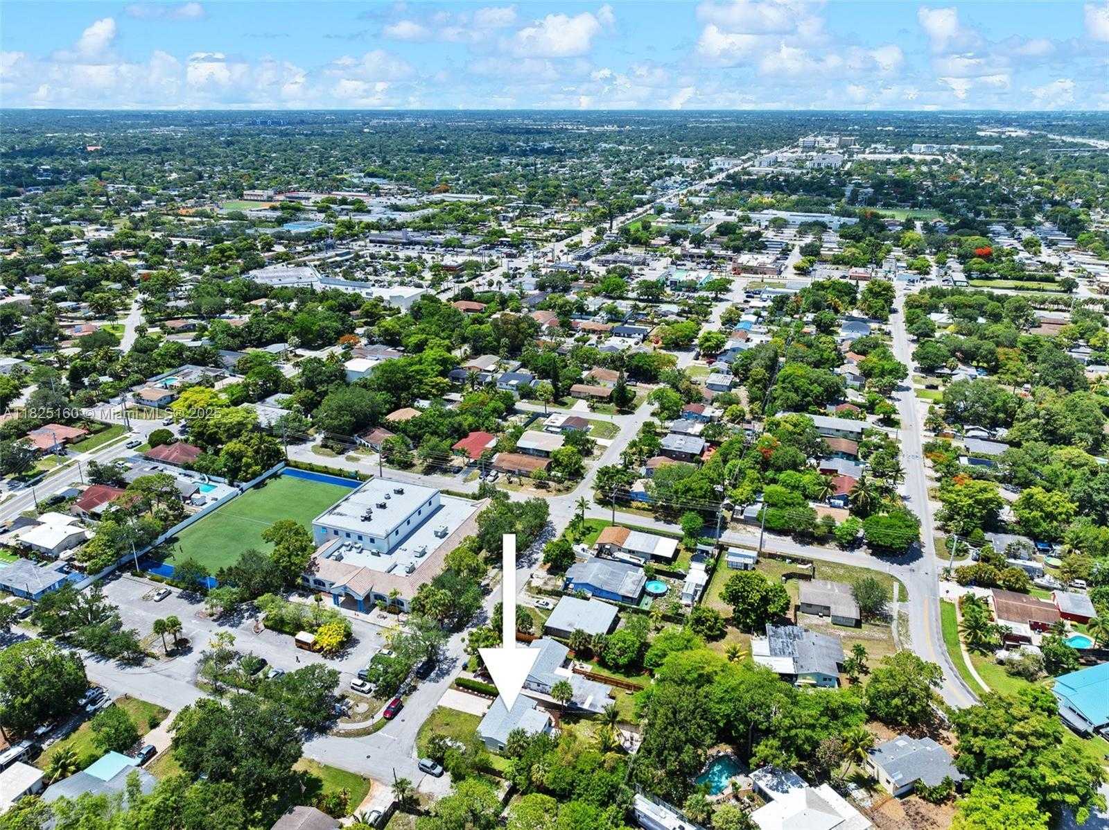 Small Image of 1480 SOUTH WEST 26TH AVE, Fort Lauderdale Number 32
