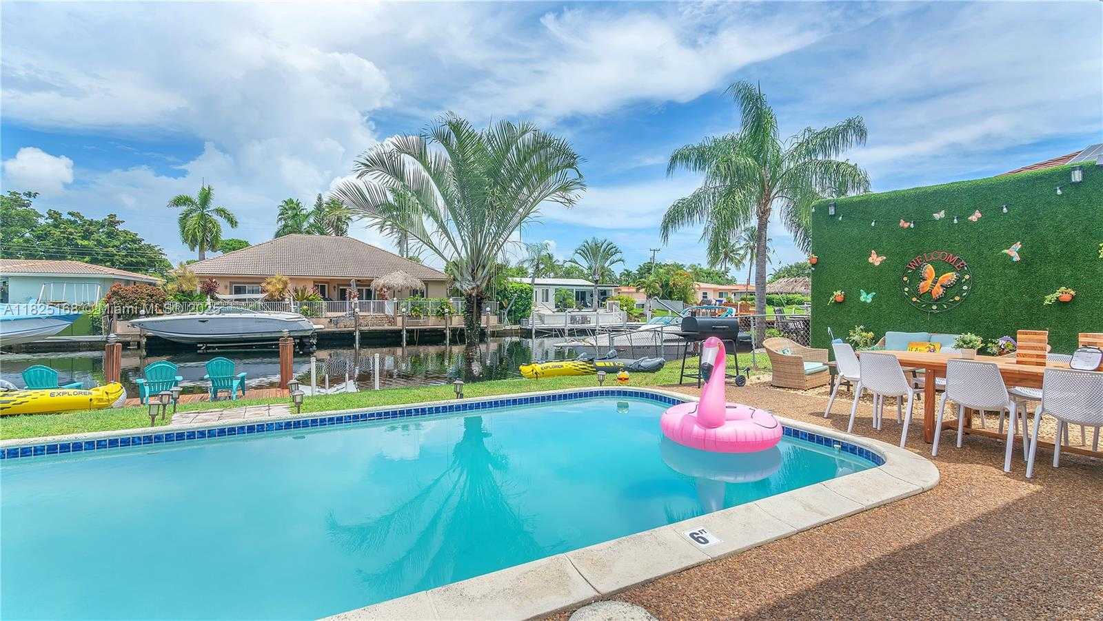 Small Image of 151 SOUTH EAST 9TH CT, Pompano Beach Number 13