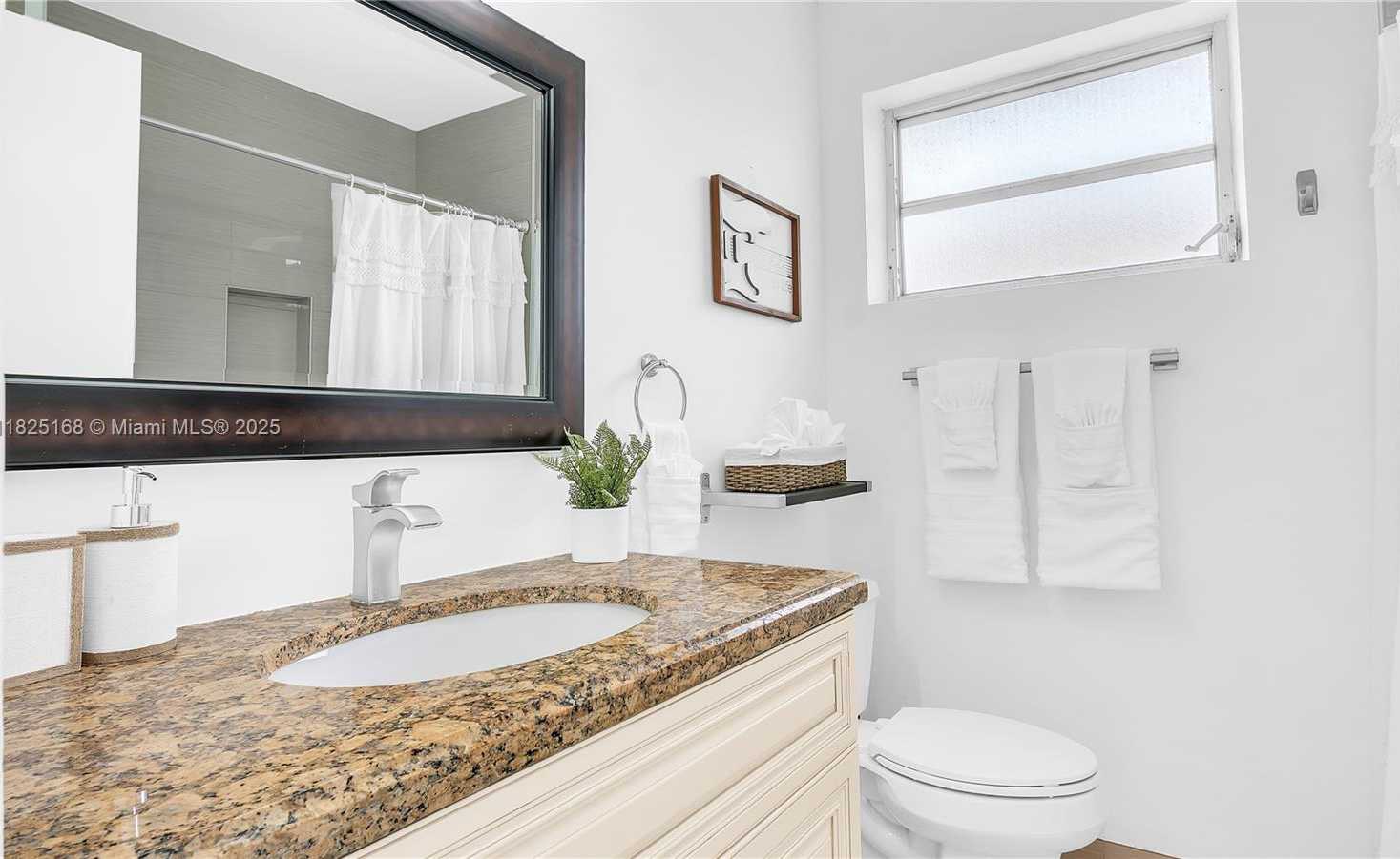 Small Image of 151 SOUTH EAST 9TH CT, Pompano Beach Number 24