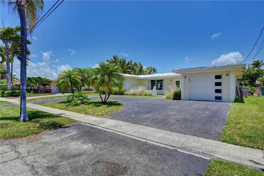 Small Image of 151 SOUTH EAST 9TH CT, Pompano Beach Number 32