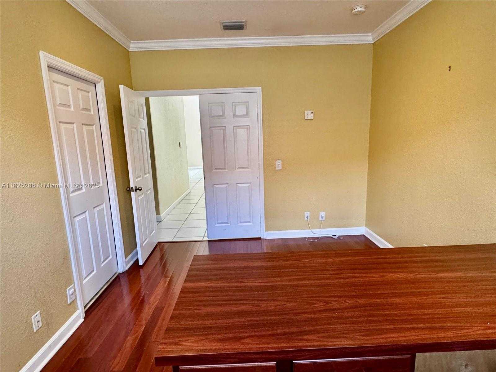 Small Image of 1379 NORTH WEST 166TH AVE, Pembroke Pines Number 14