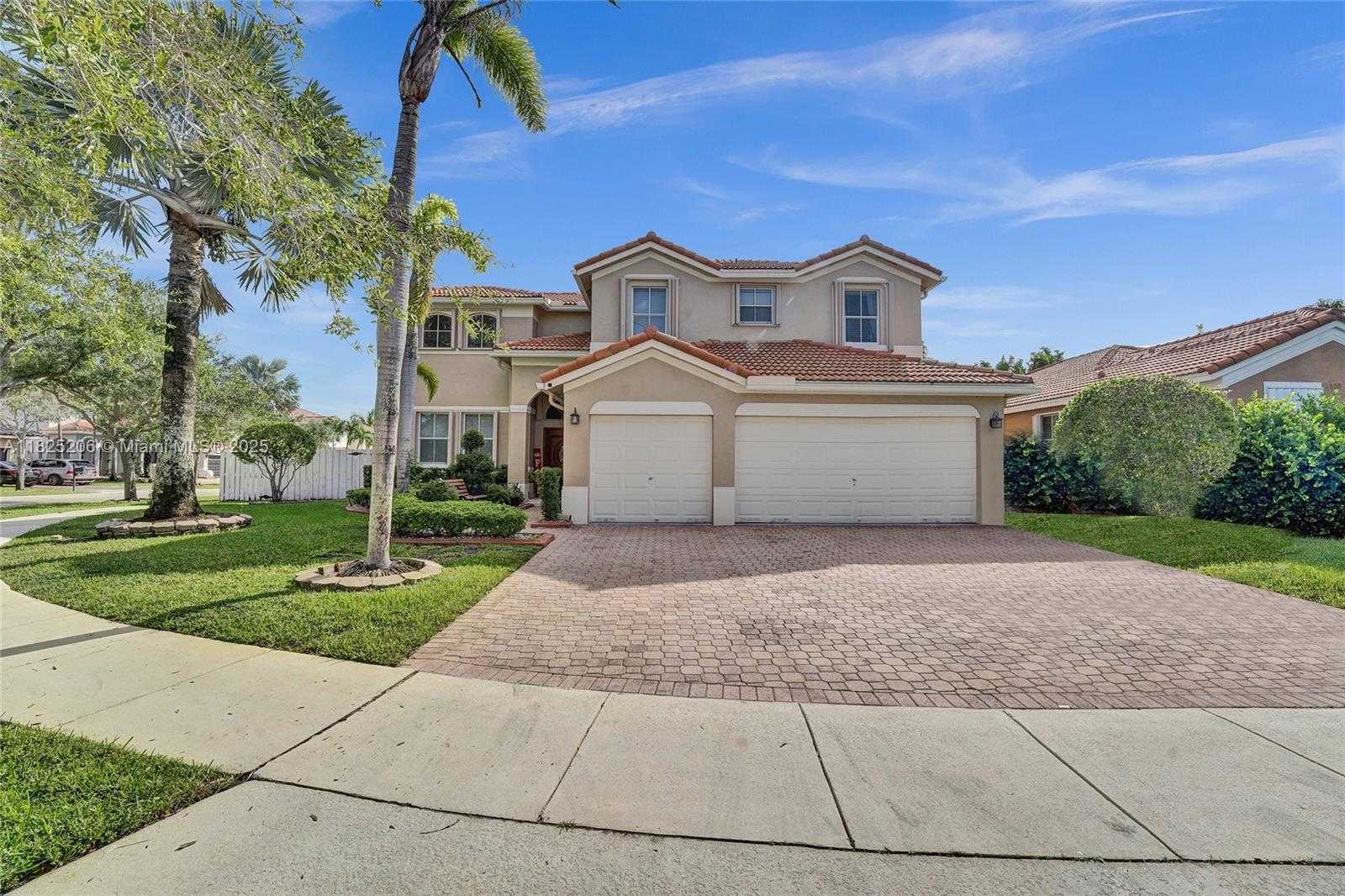 Small Image of 1379 NORTH WEST 166TH AVE, Pembroke Pines Number 2