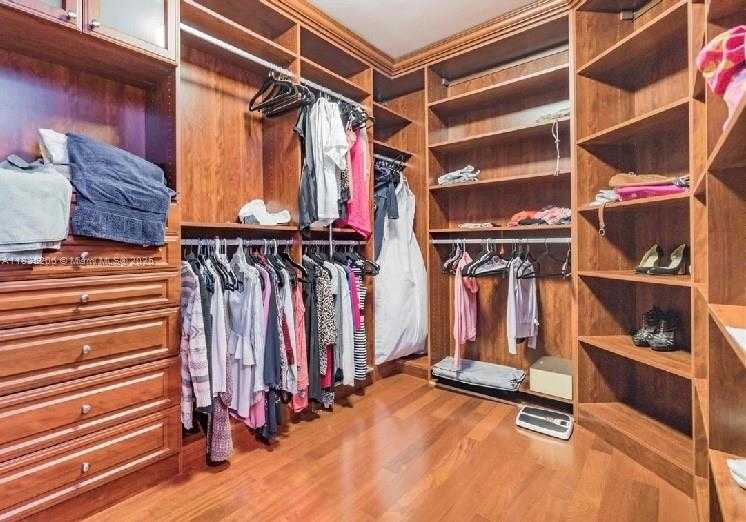 Small Image of 1379 NORTH WEST 166TH AVE, Pembroke Pines Number 25
