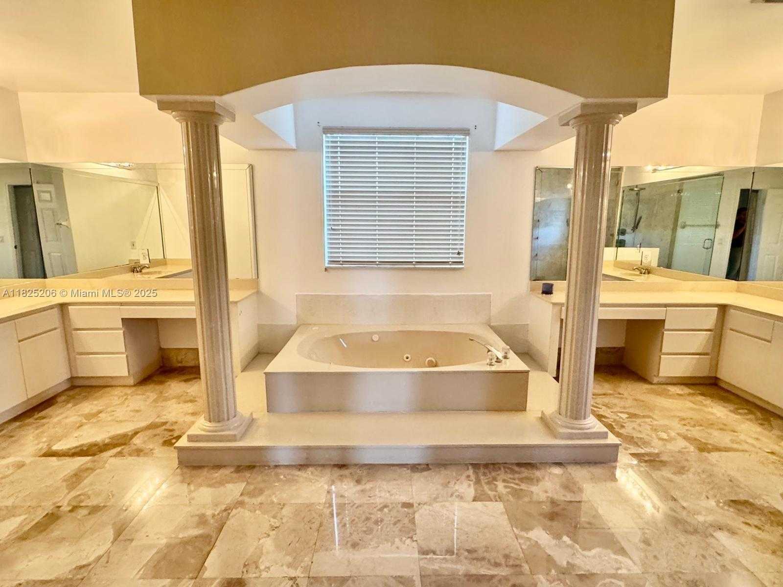 Small Image of 1379 NORTH WEST 166TH AVE, Pembroke Pines Number 27