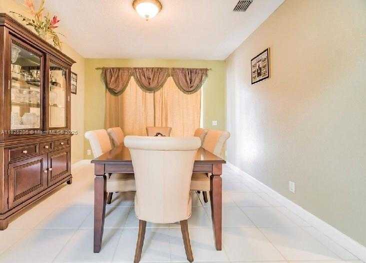 Small Image of 1379 NORTH WEST 166TH AVE, Pembroke Pines Number 7