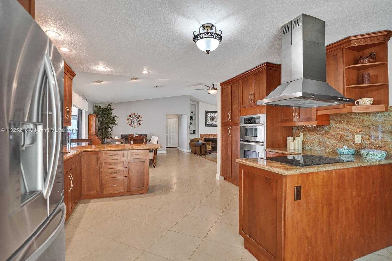 Small Image of 10967 NORTH WEST 12TH DR, Coral Springs Number 12