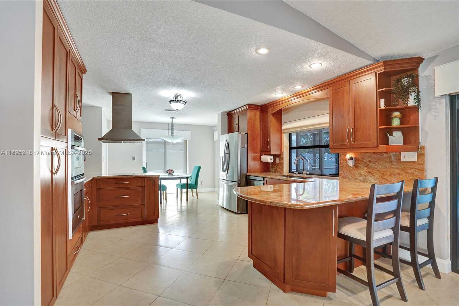 Small Image of 10967 NORTH WEST 12TH DR, Coral Springs Number 13