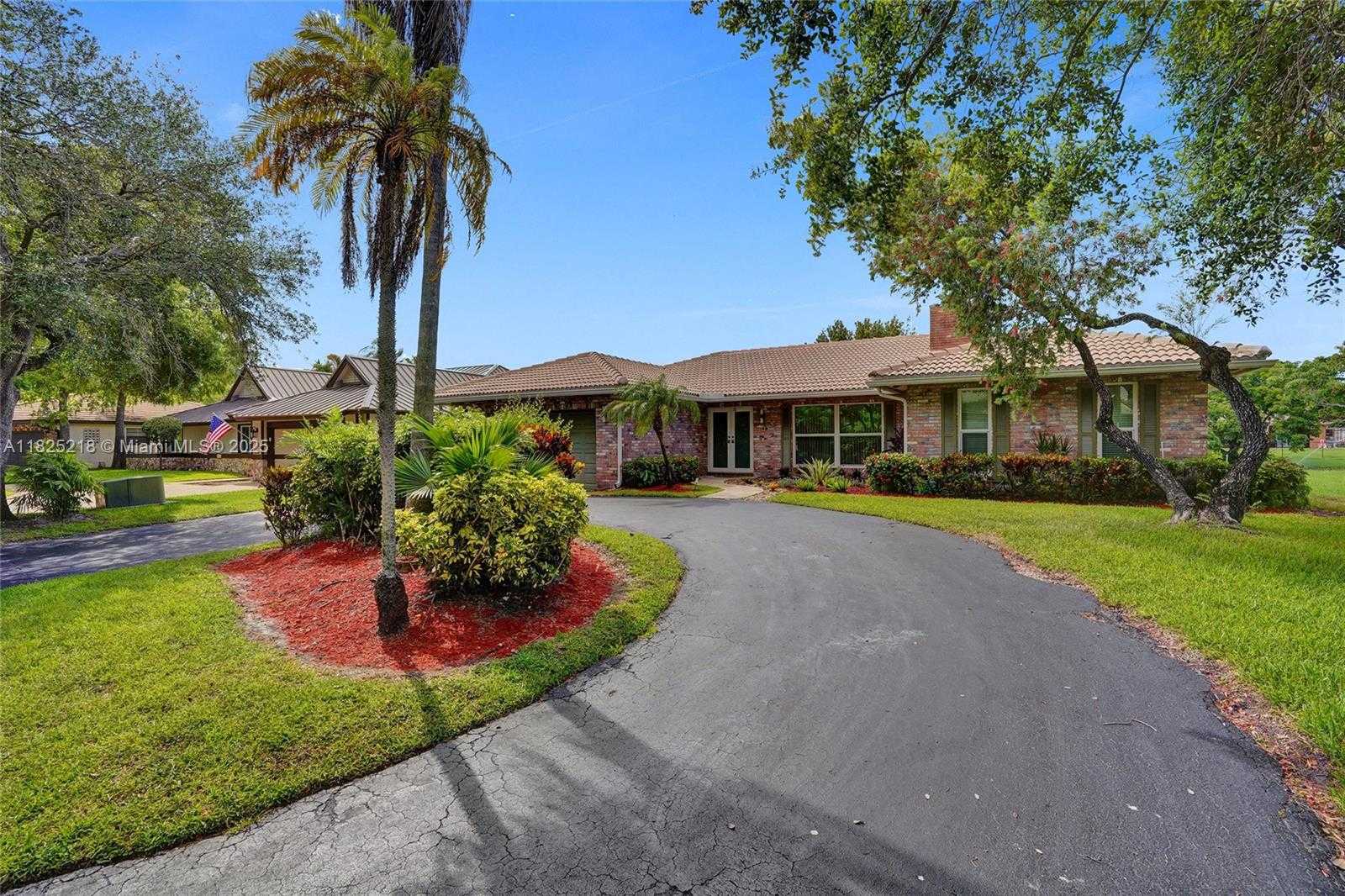 Small Image of 10967 NORTH WEST 12TH DR, Coral Springs Number 4