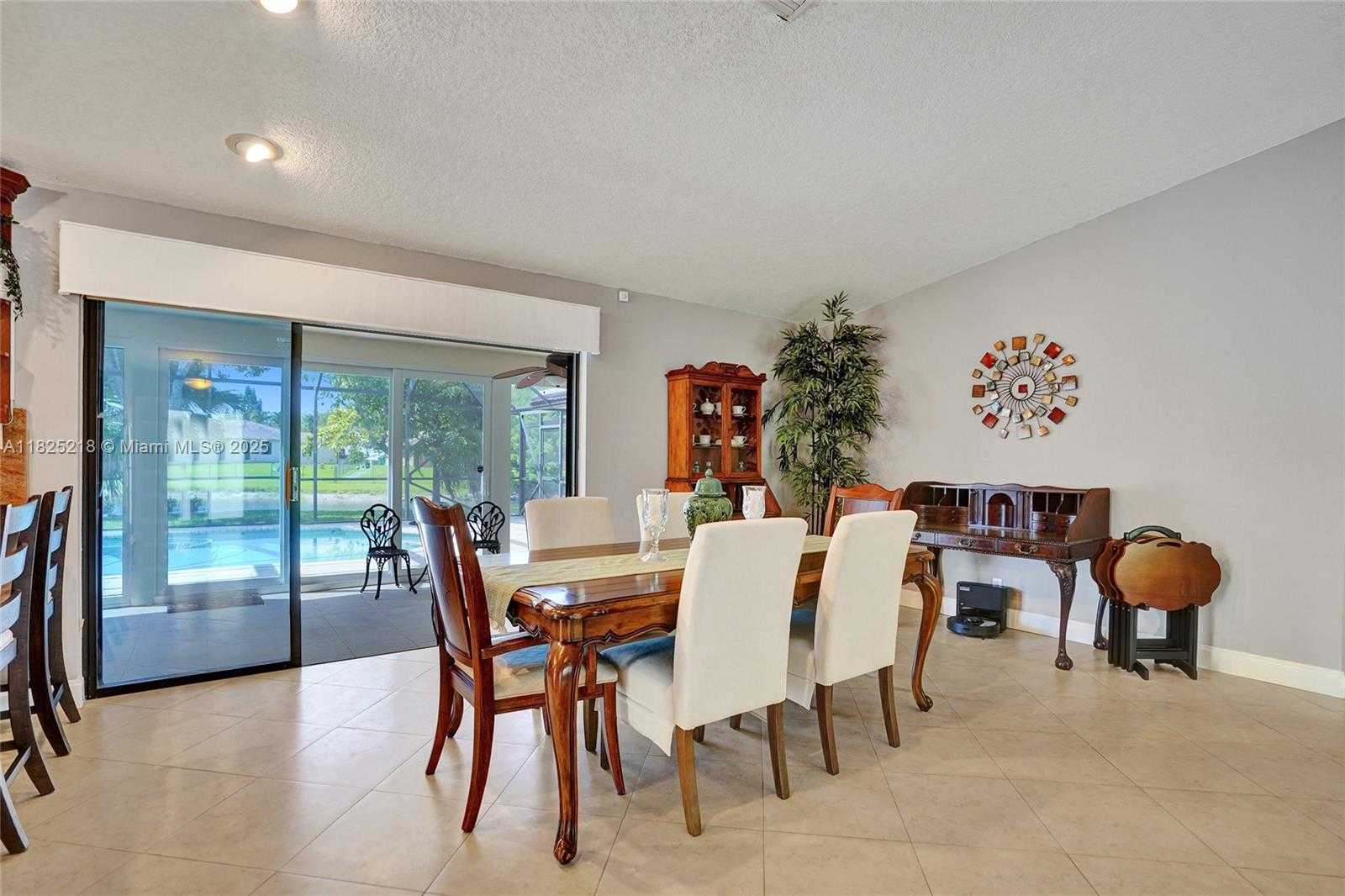 Small Image of 10967 NORTH WEST 12TH DR, Coral Springs Number 41