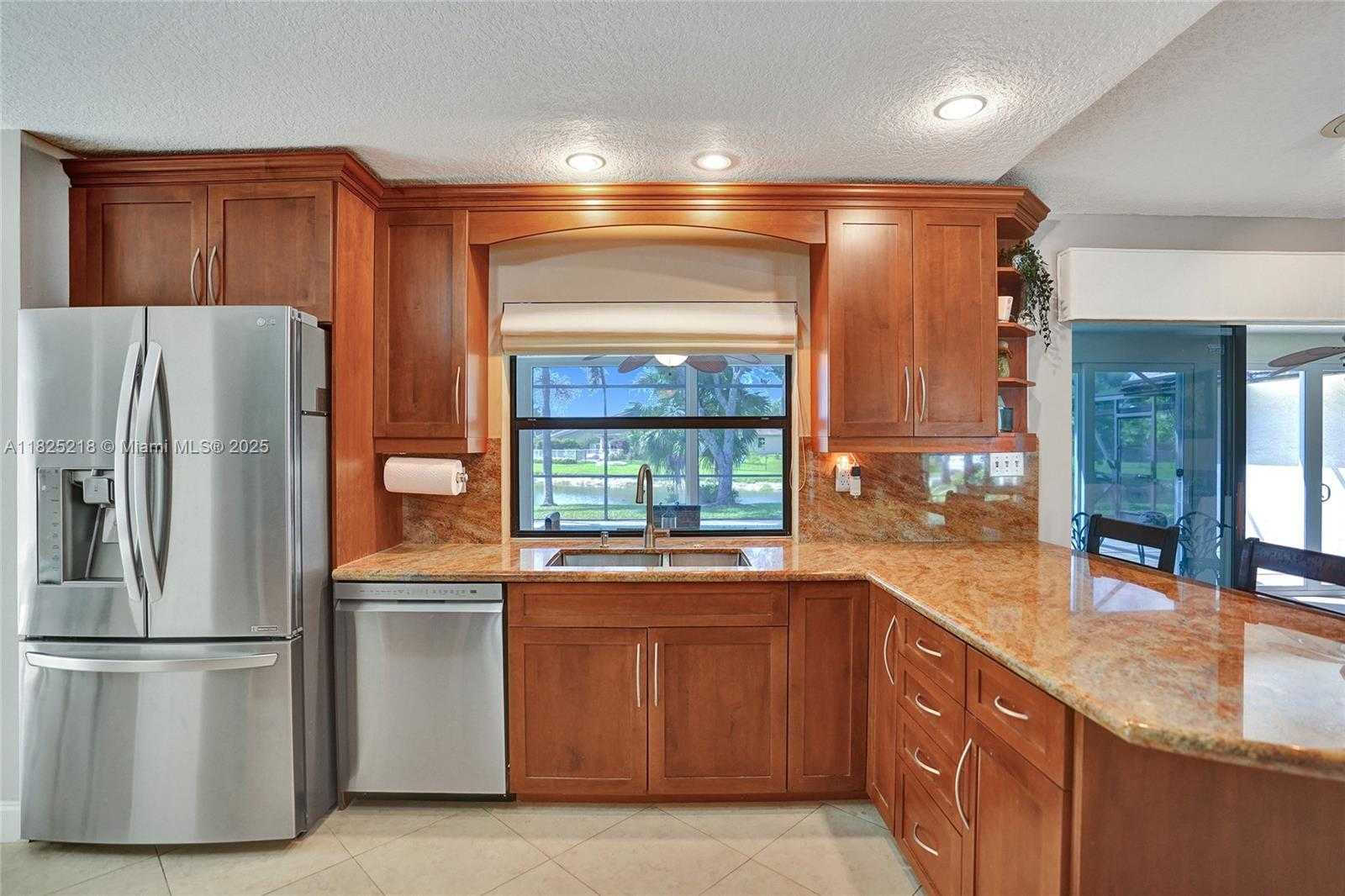 Small Image of 10967 NORTH WEST 12TH DR, Coral Springs Number 49