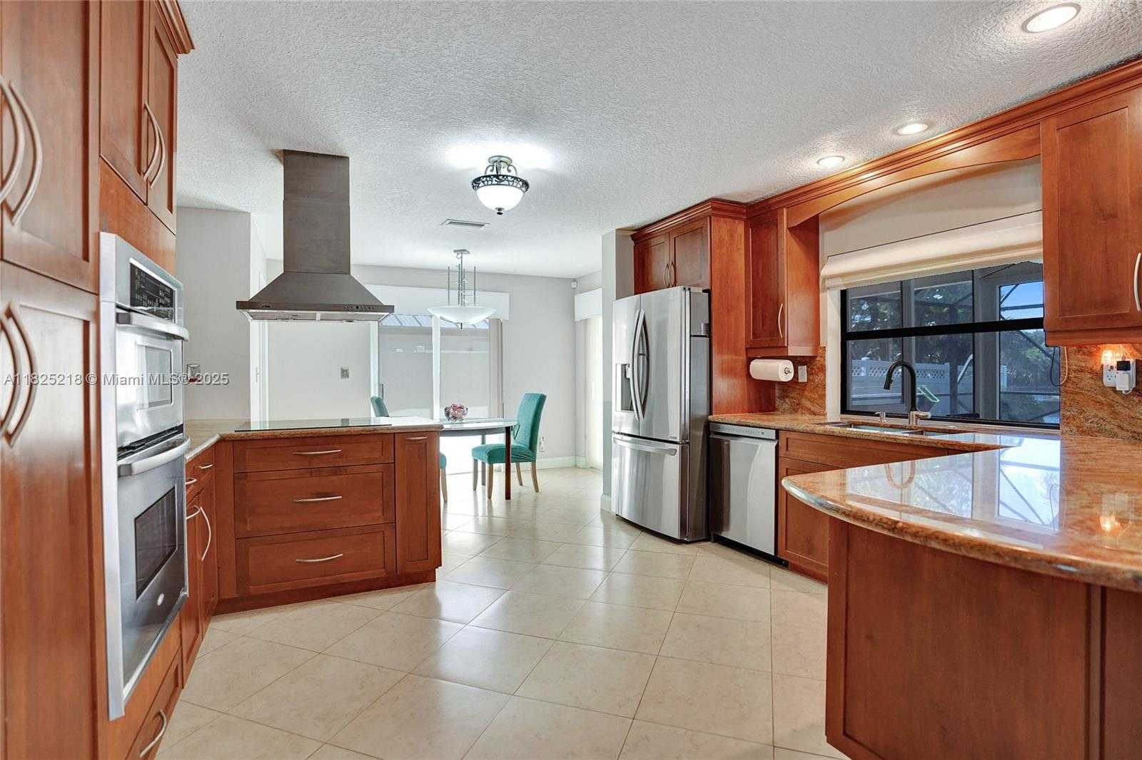 Small Image of 10967 NORTH WEST 12TH DR, Coral Springs Number 53