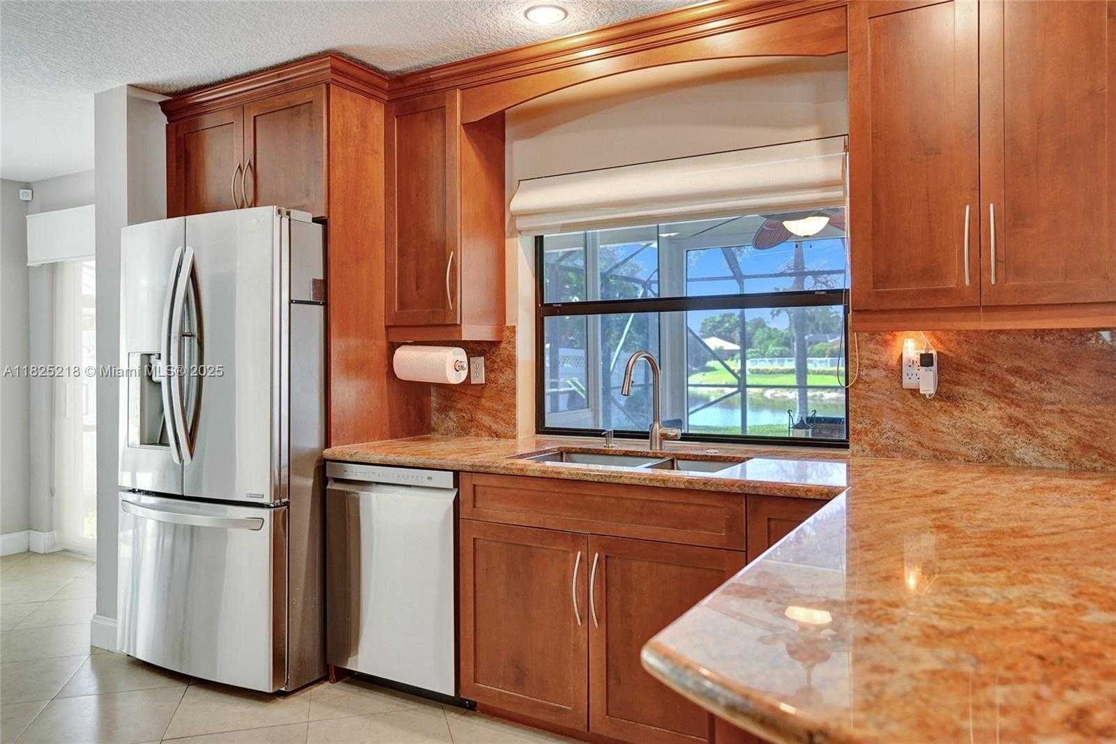 Small Image of 10967 NORTH WEST 12TH DR, Coral Springs Number 54