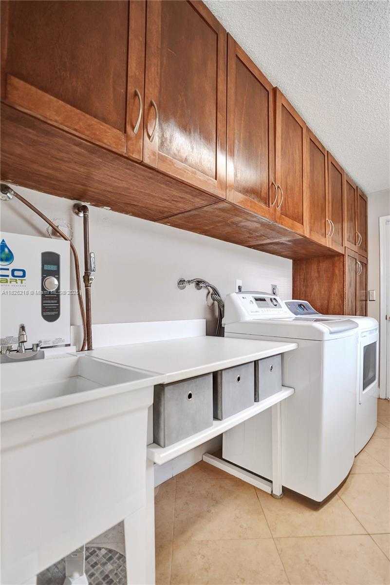 Small Image of 10967 NORTH WEST 12TH DR, Coral Springs Number 59