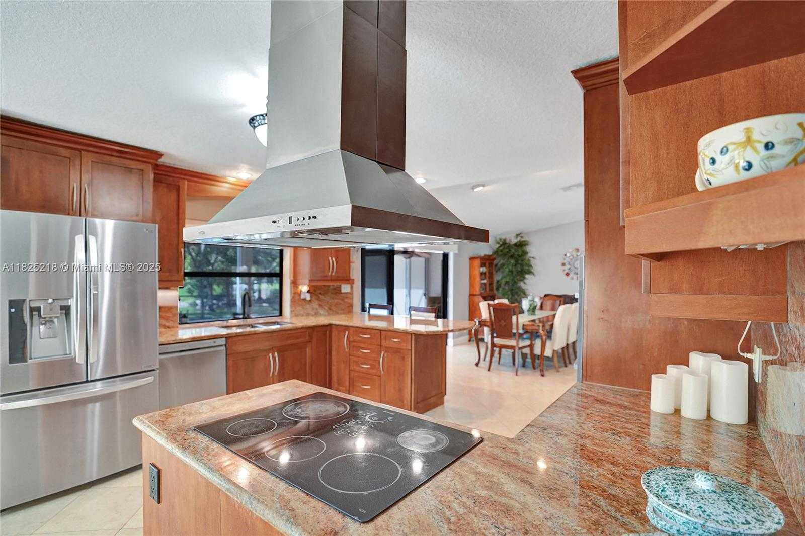 Small Image of 10967 NORTH WEST 12TH DR, Coral Springs Number 61