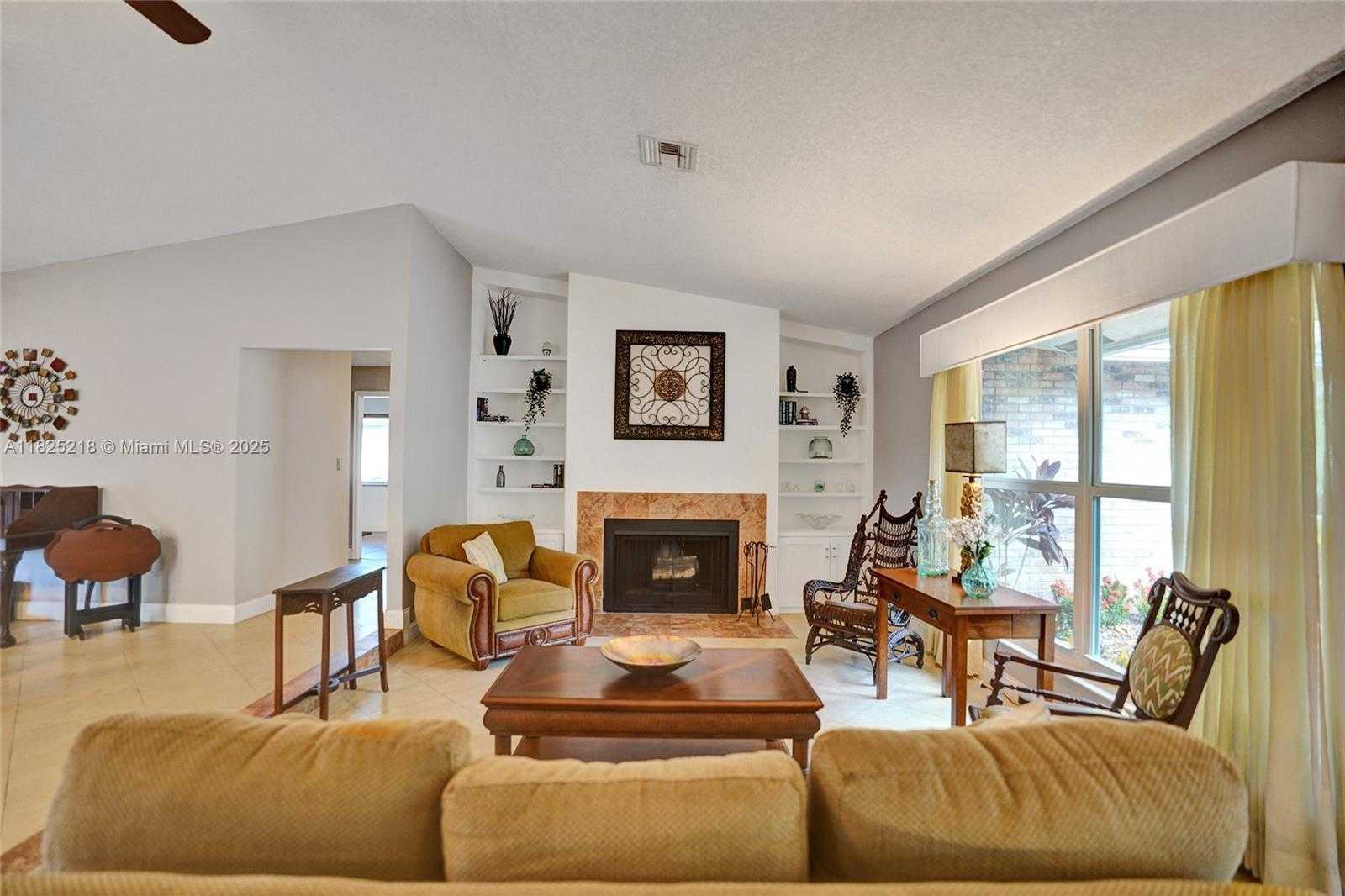 Small Image of 10967 NORTH WEST 12TH DR, Coral Springs Number 8