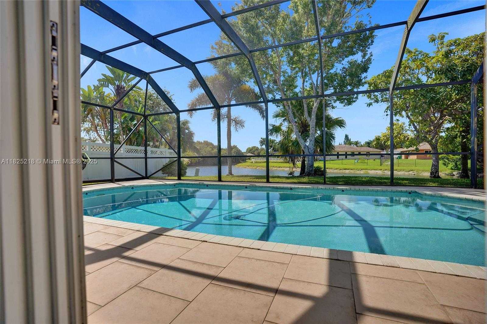 Small Image of 10967 NORTH WEST 12TH DR, Coral Springs Number 85