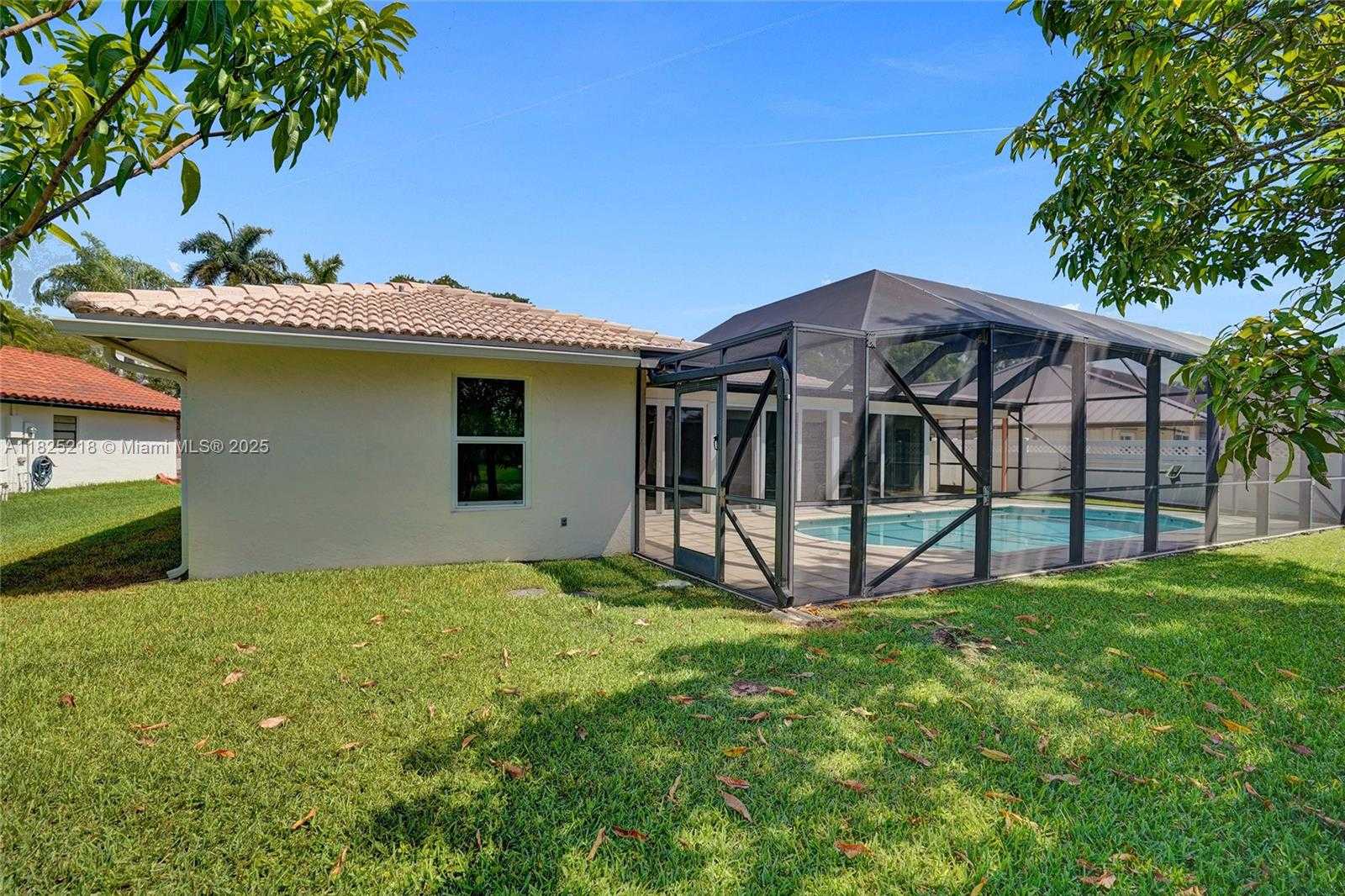 Small Image of 10967 NORTH WEST 12TH DR, Coral Springs Number 90