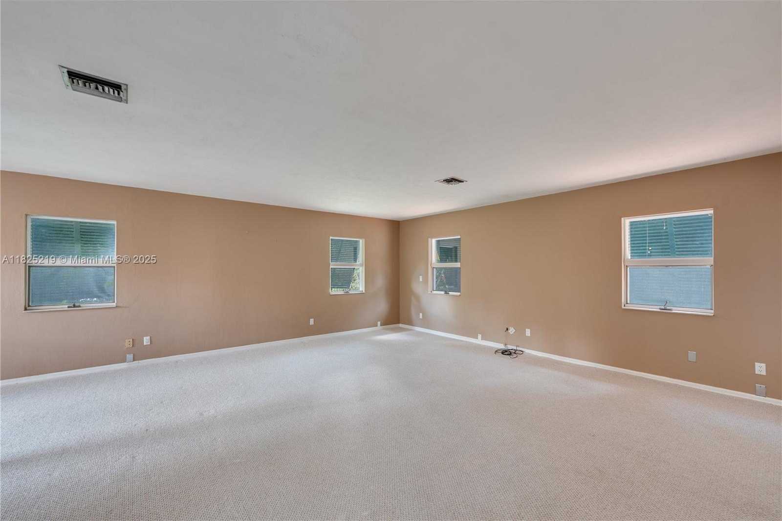 Small Image of 5254 RIVER BLOSSOM LANE, La Belle Number 7