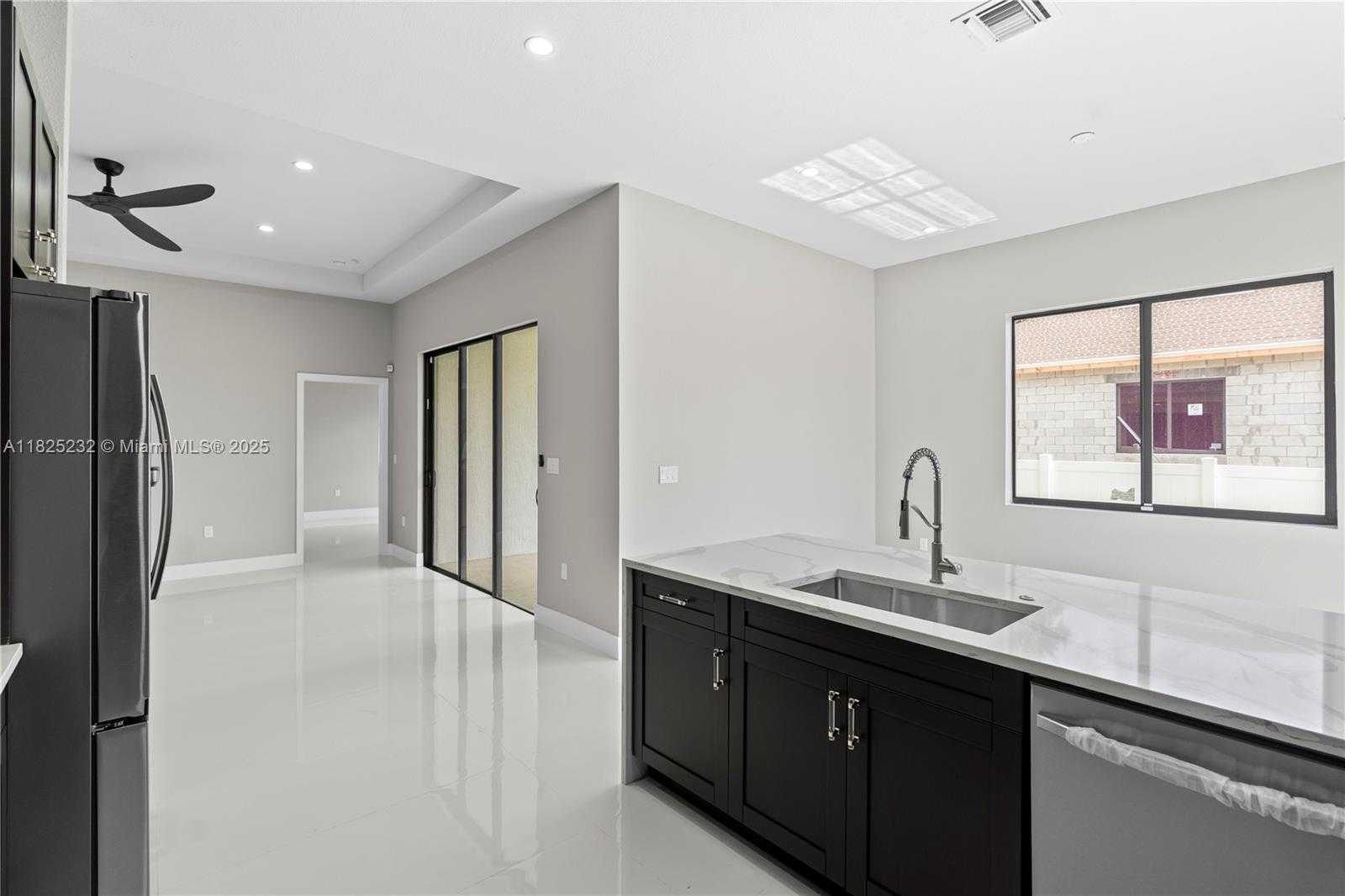Small Image of 2101 NORTH WEST 27TH ST, Oakland Park Number 13